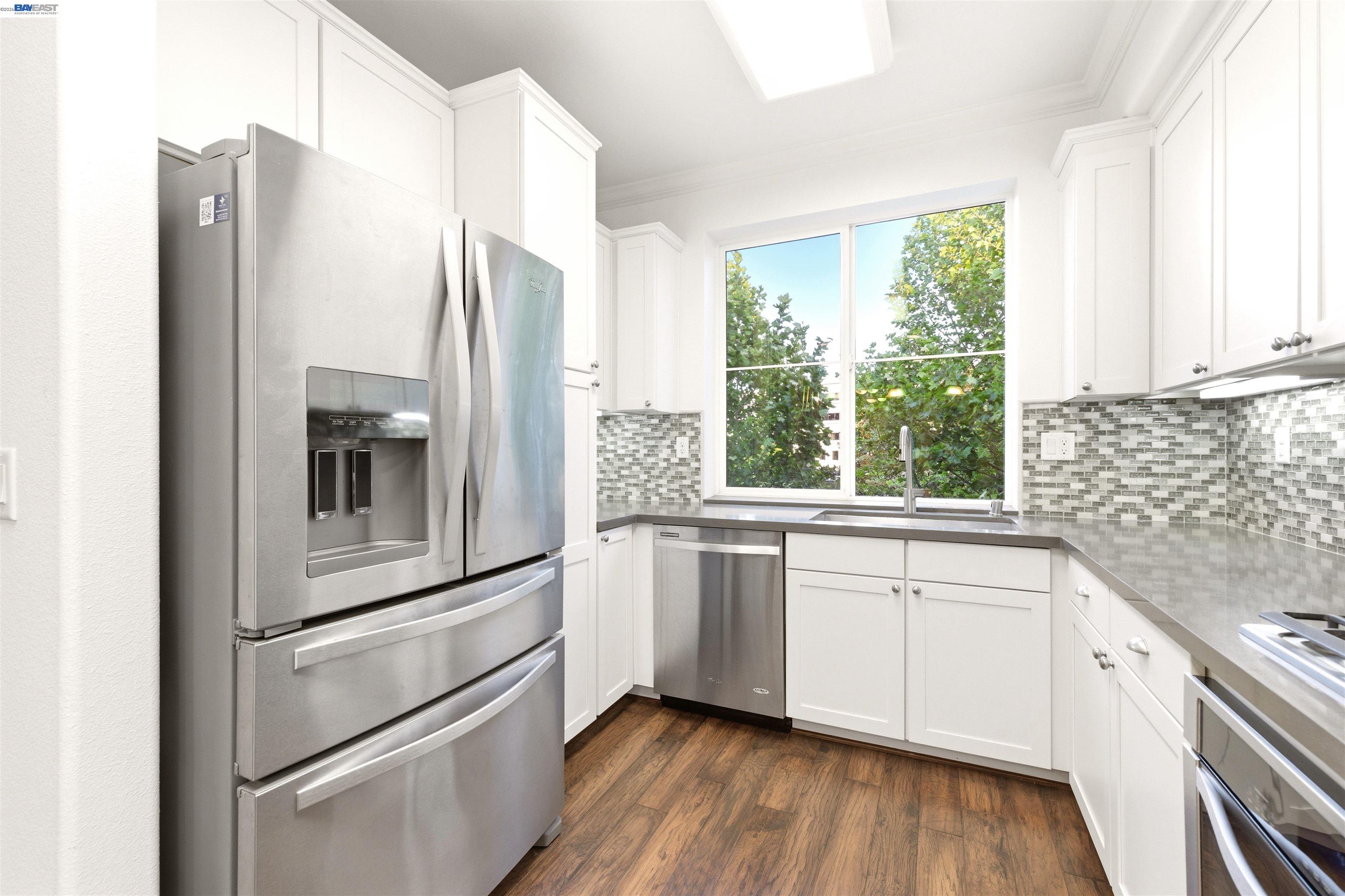 Photo #3: 41131193 Listing: Photo #3