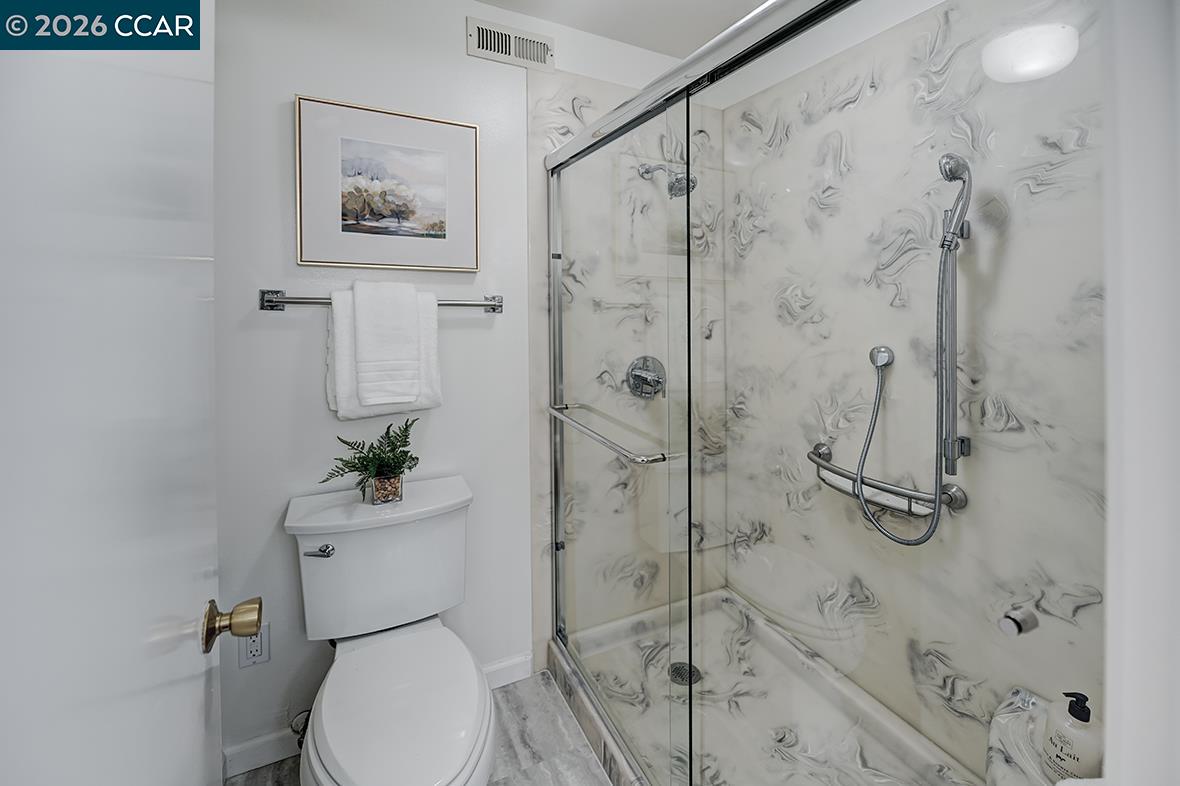 Photo #35: 41131194 Listing: Photo #35