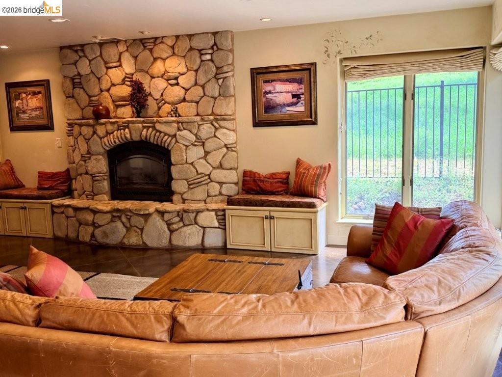 21211 Jimmersall Lane, Groveland, CA, 95321