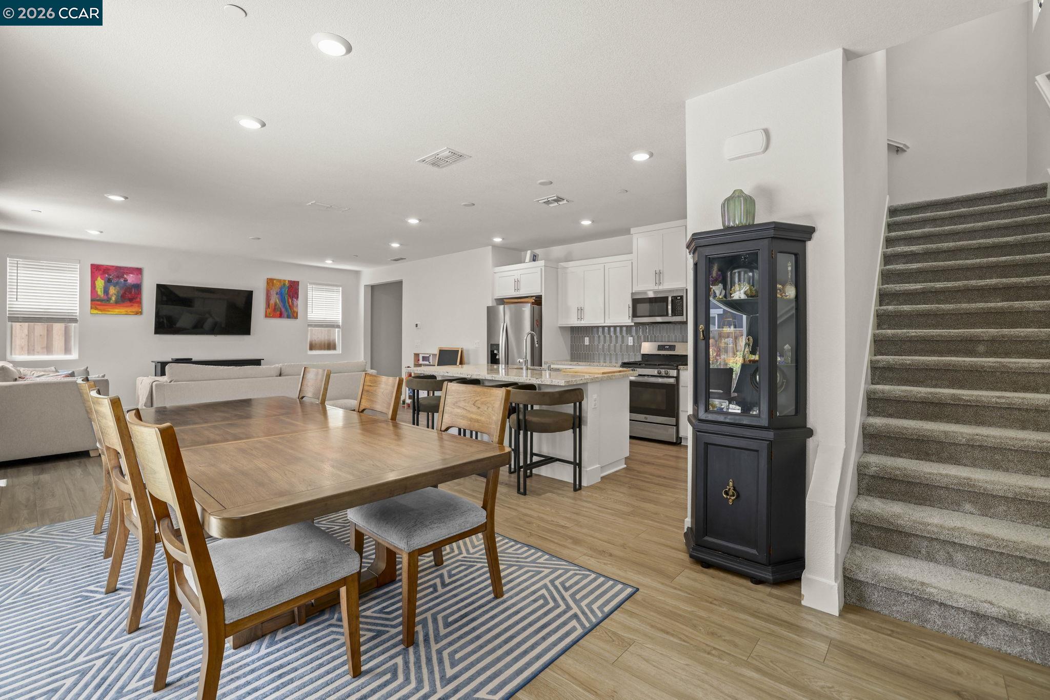 Detail Gallery Image 12 of 31 For 122 Granite Way, Oakley,  CA 94561 - 3 Beds | 2/1 Baths