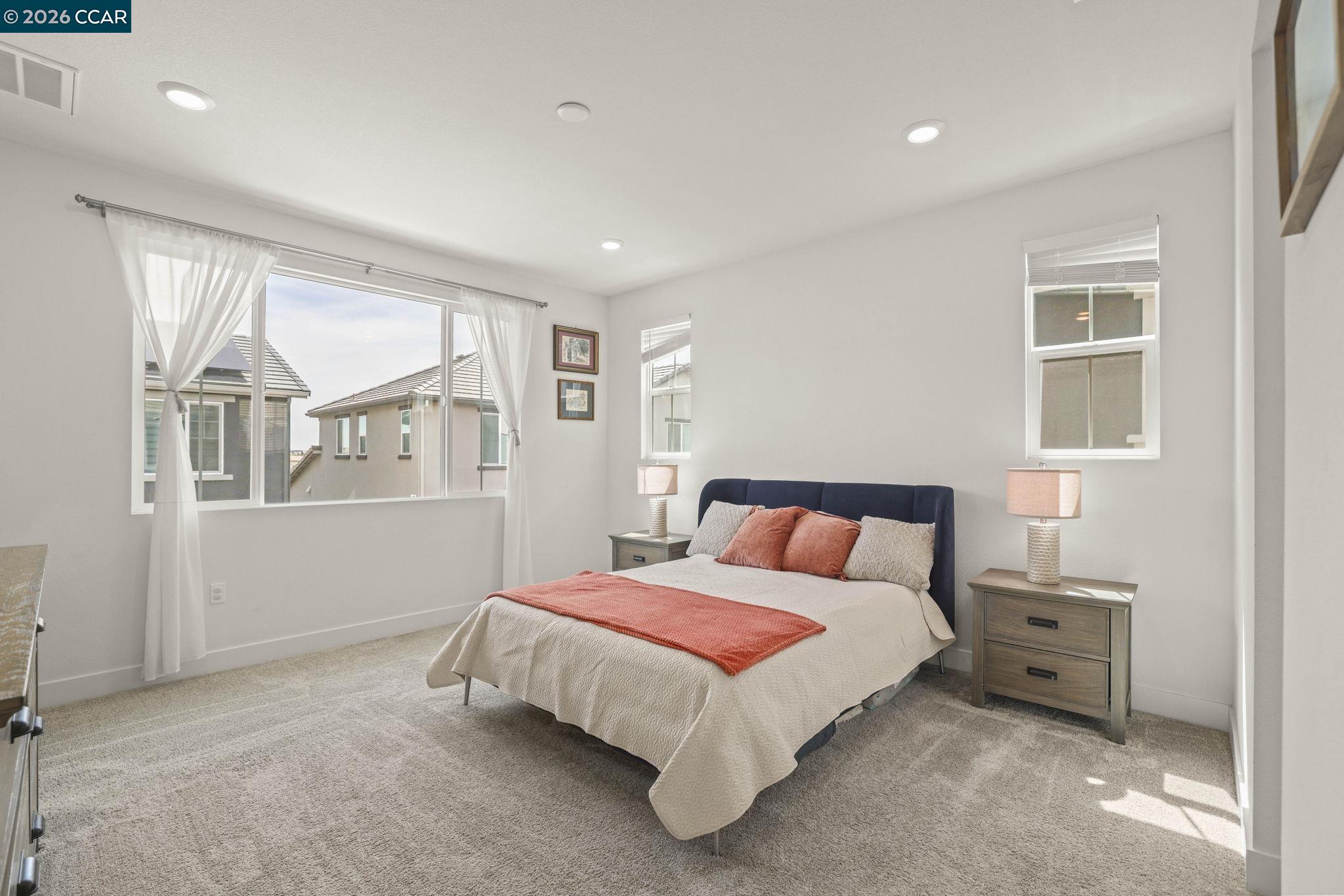 Detail Gallery Image 14 of 31 For 122 Granite Way, Oakley,  CA 94561 - 3 Beds | 2/1 Baths