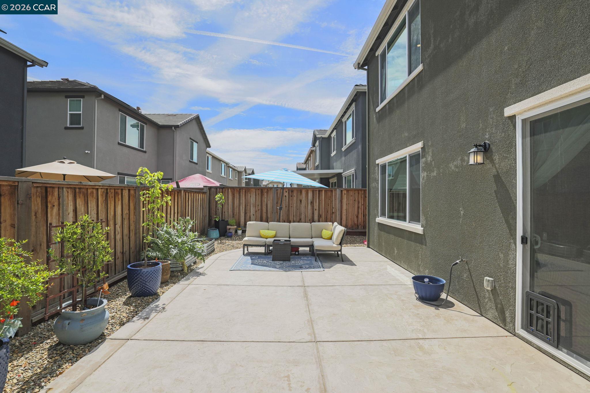 Detail Gallery Image 24 of 31 For 122 Granite Way, Oakley,  CA 94561 - 3 Beds | 2/1 Baths