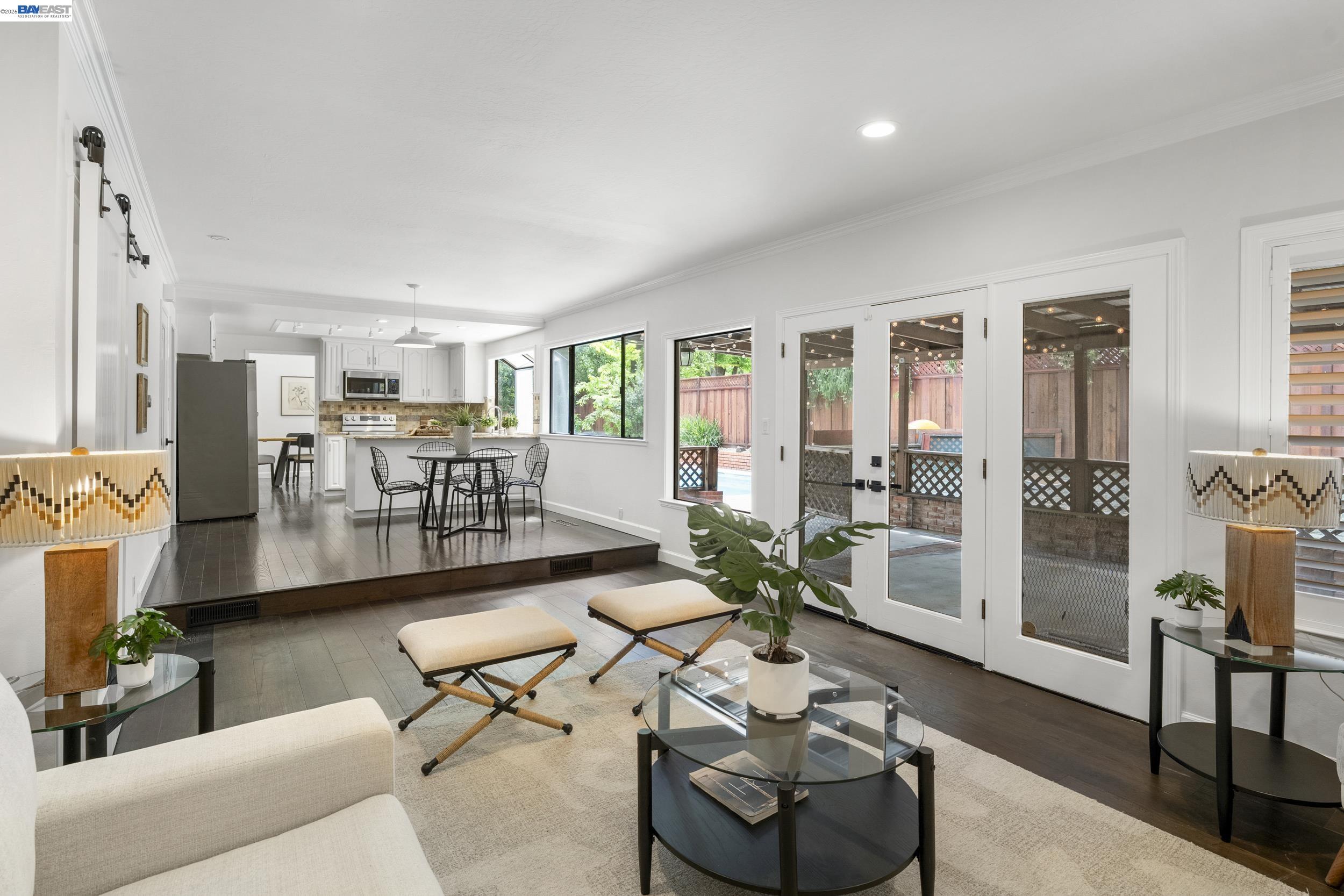 Detail Gallery Image 16 of 34 For 1144 Harvest Rd, Pleasanton,  CA 94566 - 5 Beds | 2/1 Baths