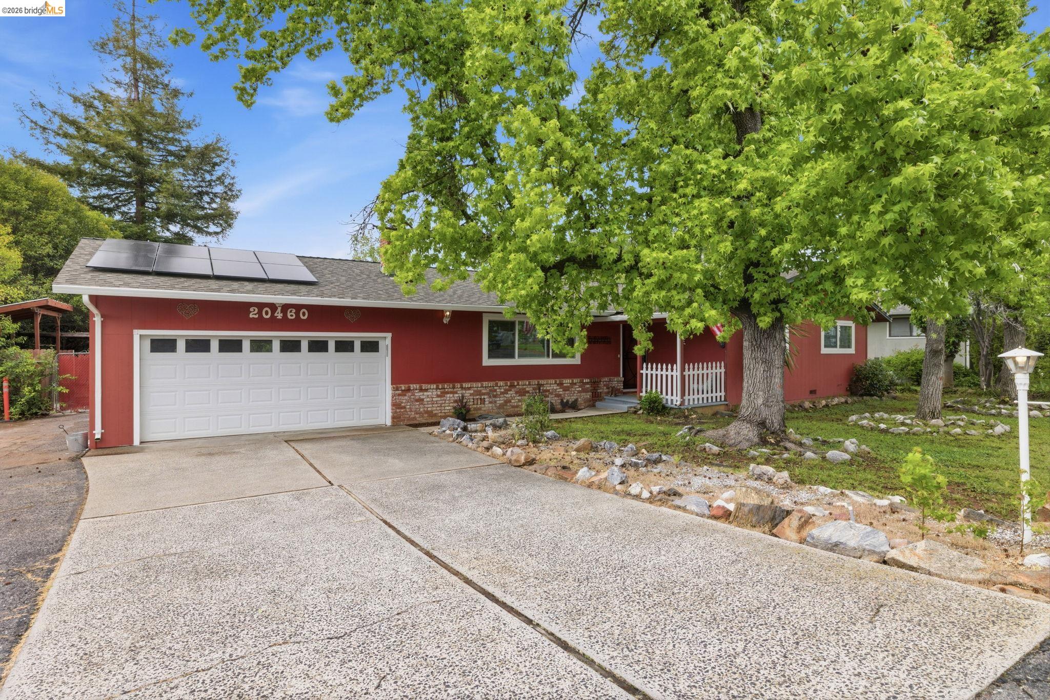 Front Image Thumbnail for EB41131201