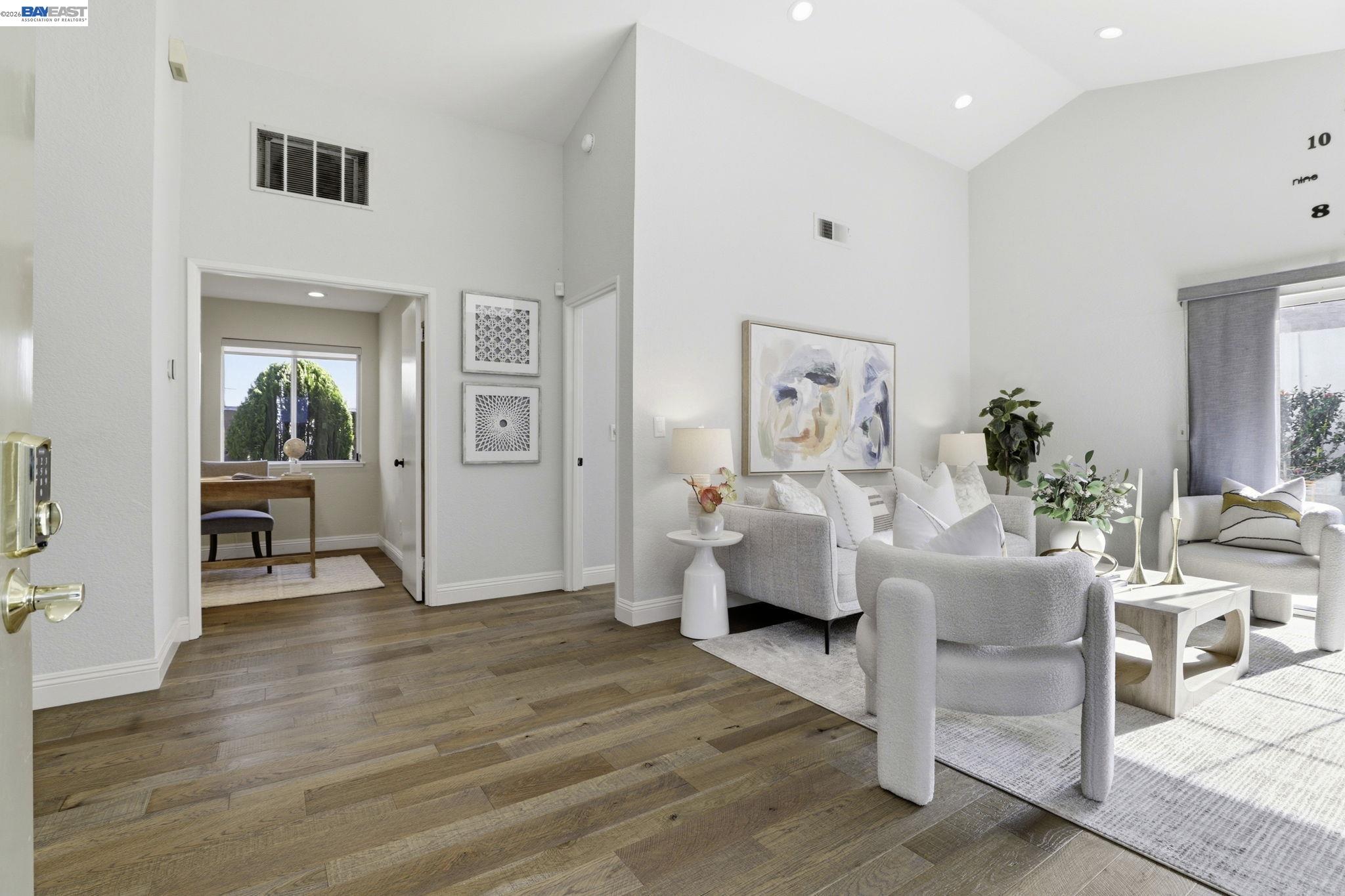 Detail Gallery Image 2 of 41 For 42525 Fern Cir, Fremont,  CA 94538 - 3 Beds | 2 Baths