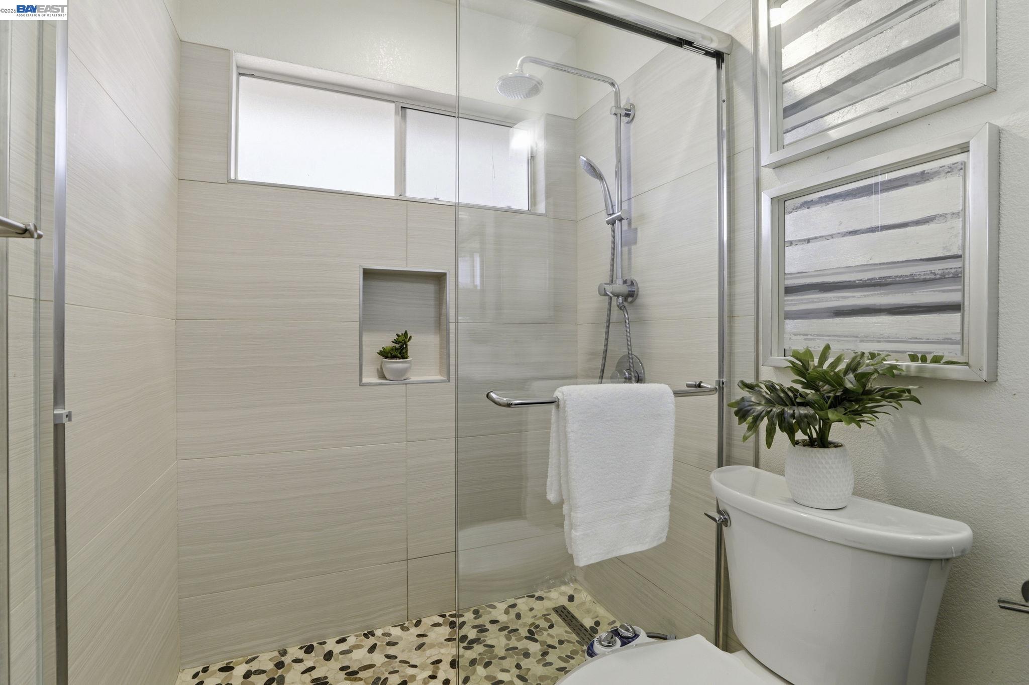 Detail Gallery Image 19 of 41 For 42525 Fern Cir, Fremont,  CA 94538 - 3 Beds | 2 Baths