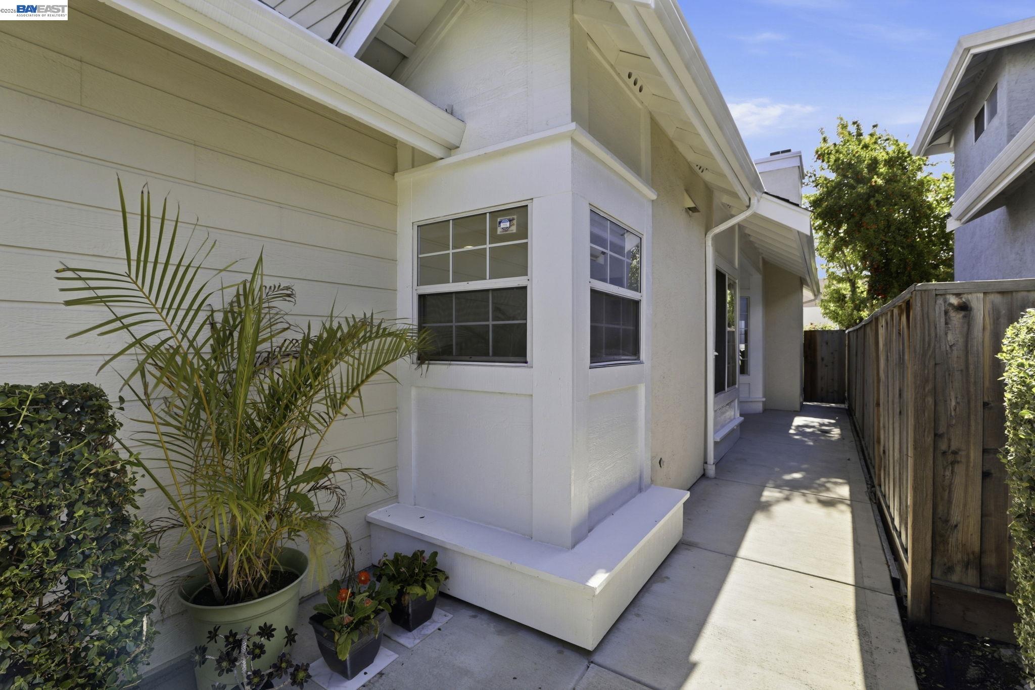 Detail Gallery Image 30 of 41 For 42525 Fern Cir, Fremont,  CA 94538 - 3 Beds | 2 Baths