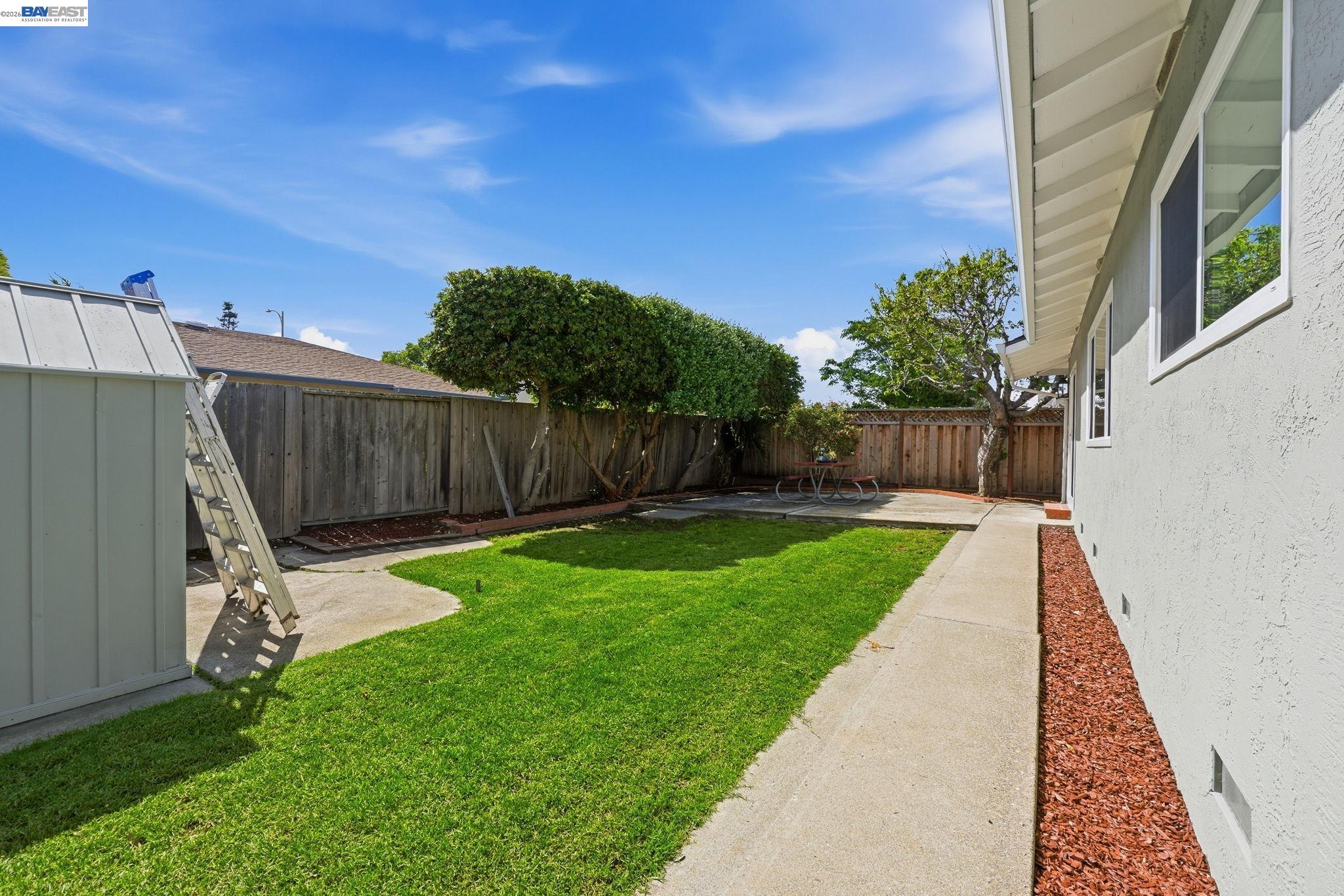 Detail Gallery Image 18 of 46 For 5584 Tilden Pl, Fremont,  CA 94538 - 3 Beds | 2 Baths