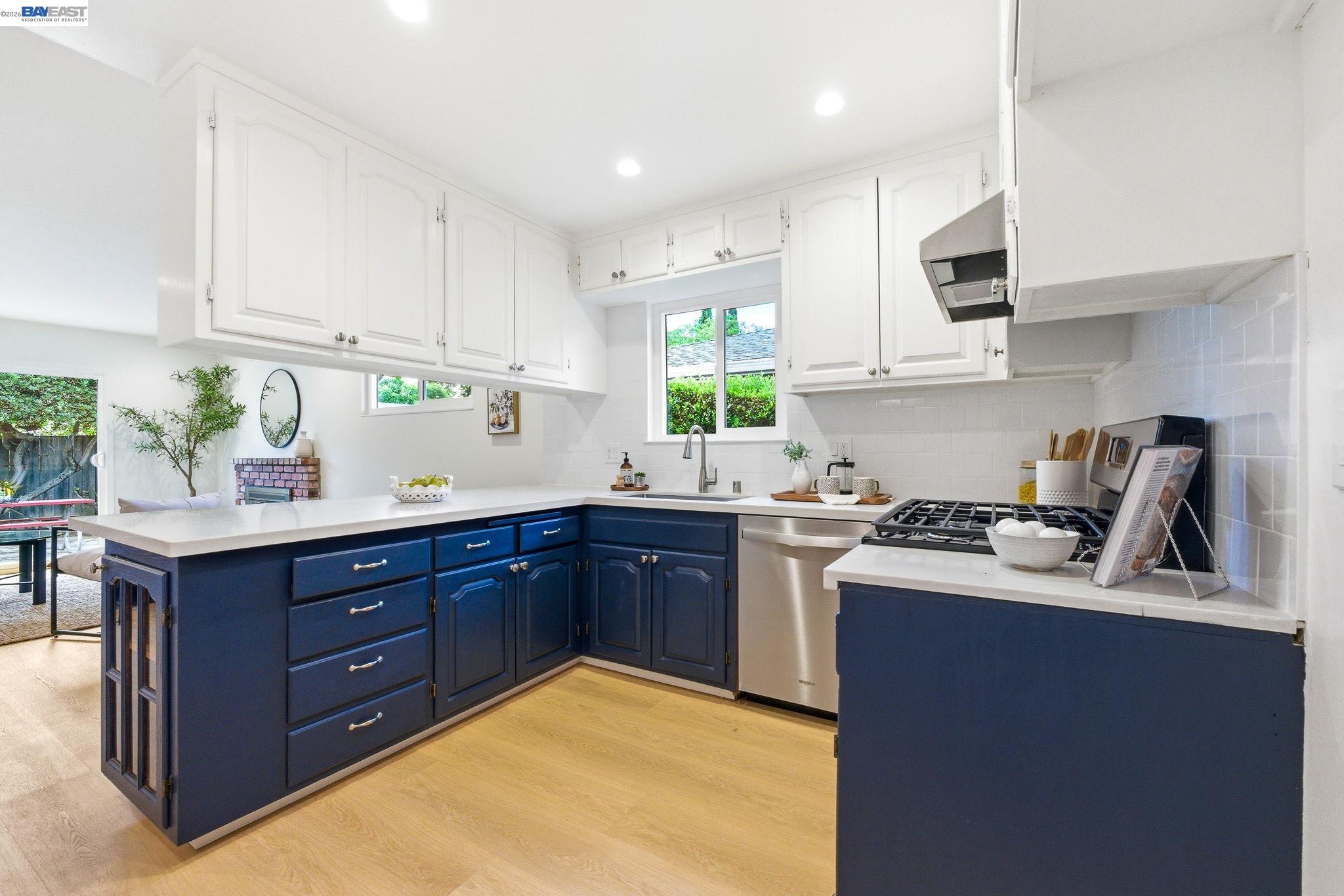 Detail Gallery Image 28 of 46 For 5584 Tilden Pl, Fremont,  CA 94538 - 3 Beds | 2 Baths