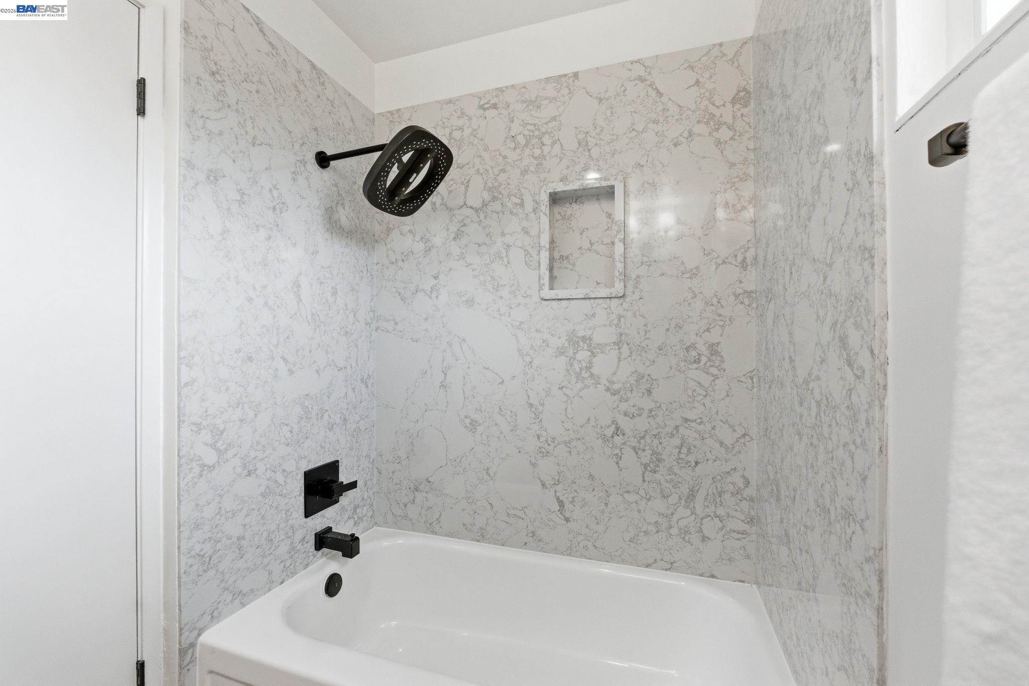 Detail Gallery Image 10 of 46 For 5584 Tilden Pl, Fremont,  CA 94538 - 3 Beds | 2 Baths