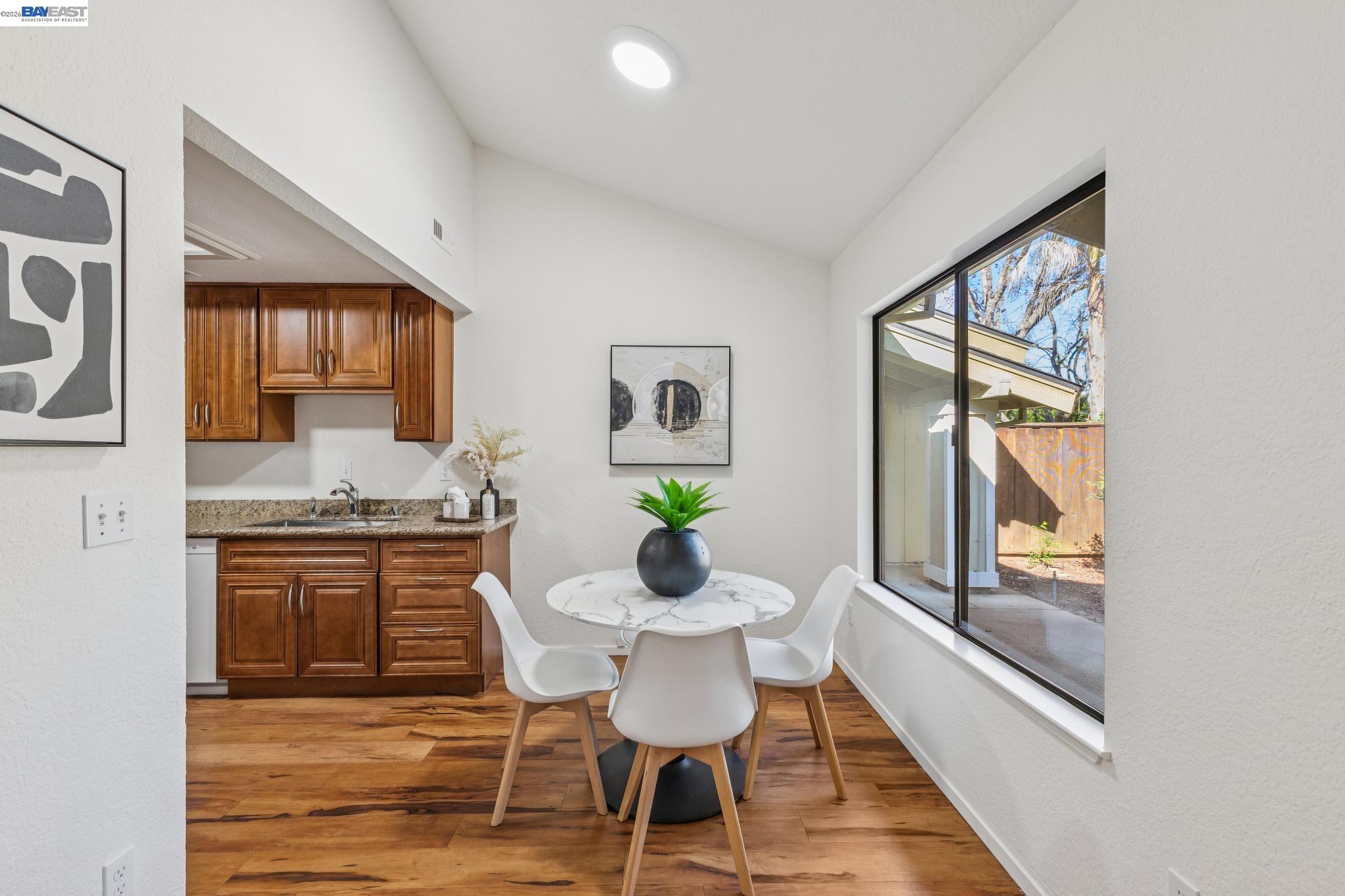 Photo #6: 41131211 Listing: Photo #6