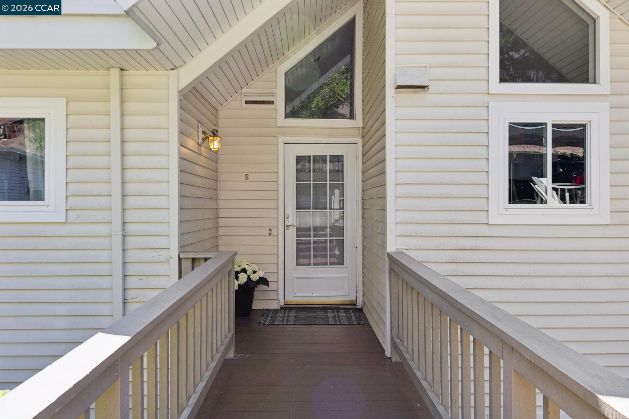 Photo #2: 41131215 Listing: Photo #2