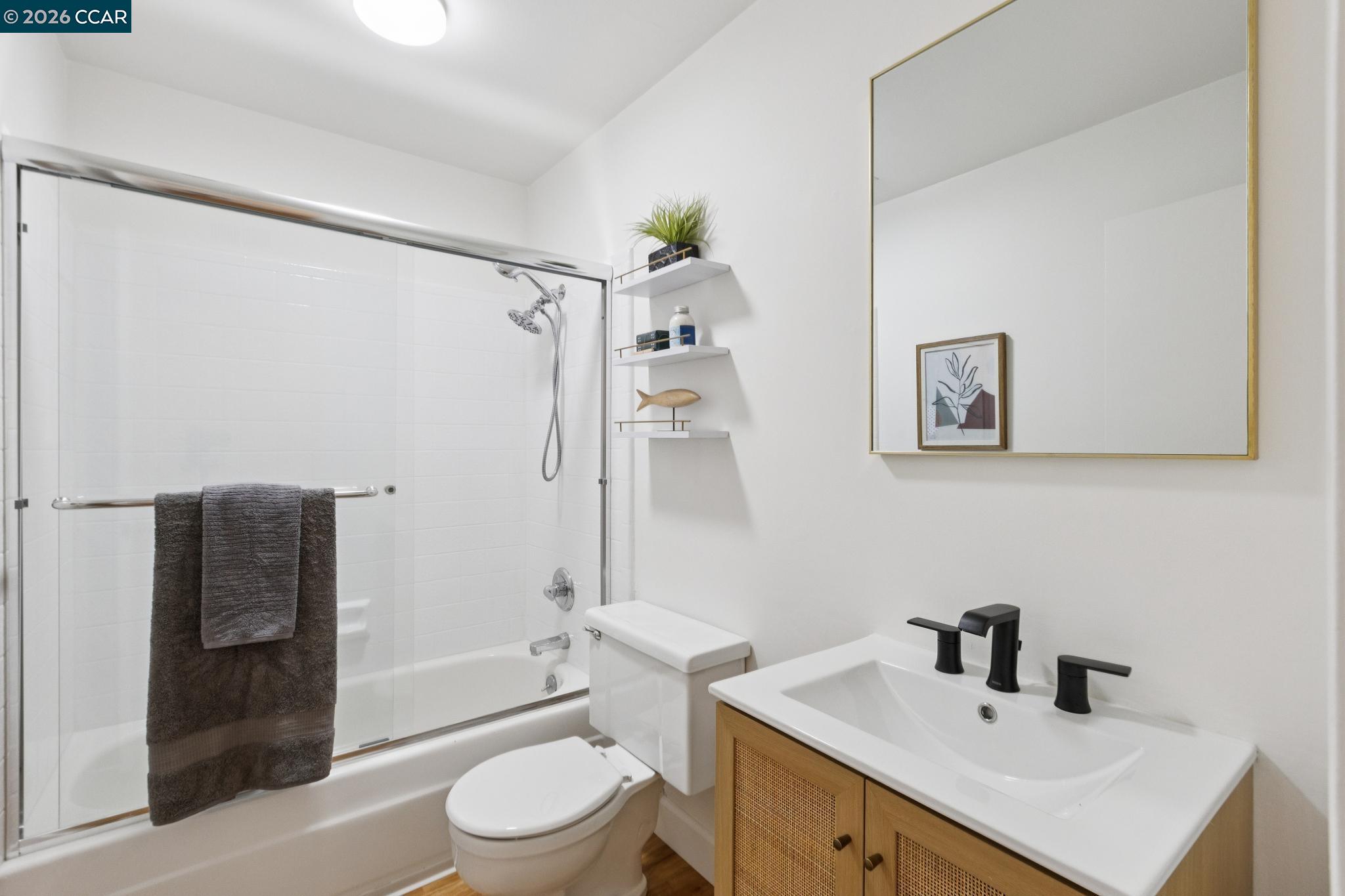 Photo #18: 41131215 Listing: Photo #18