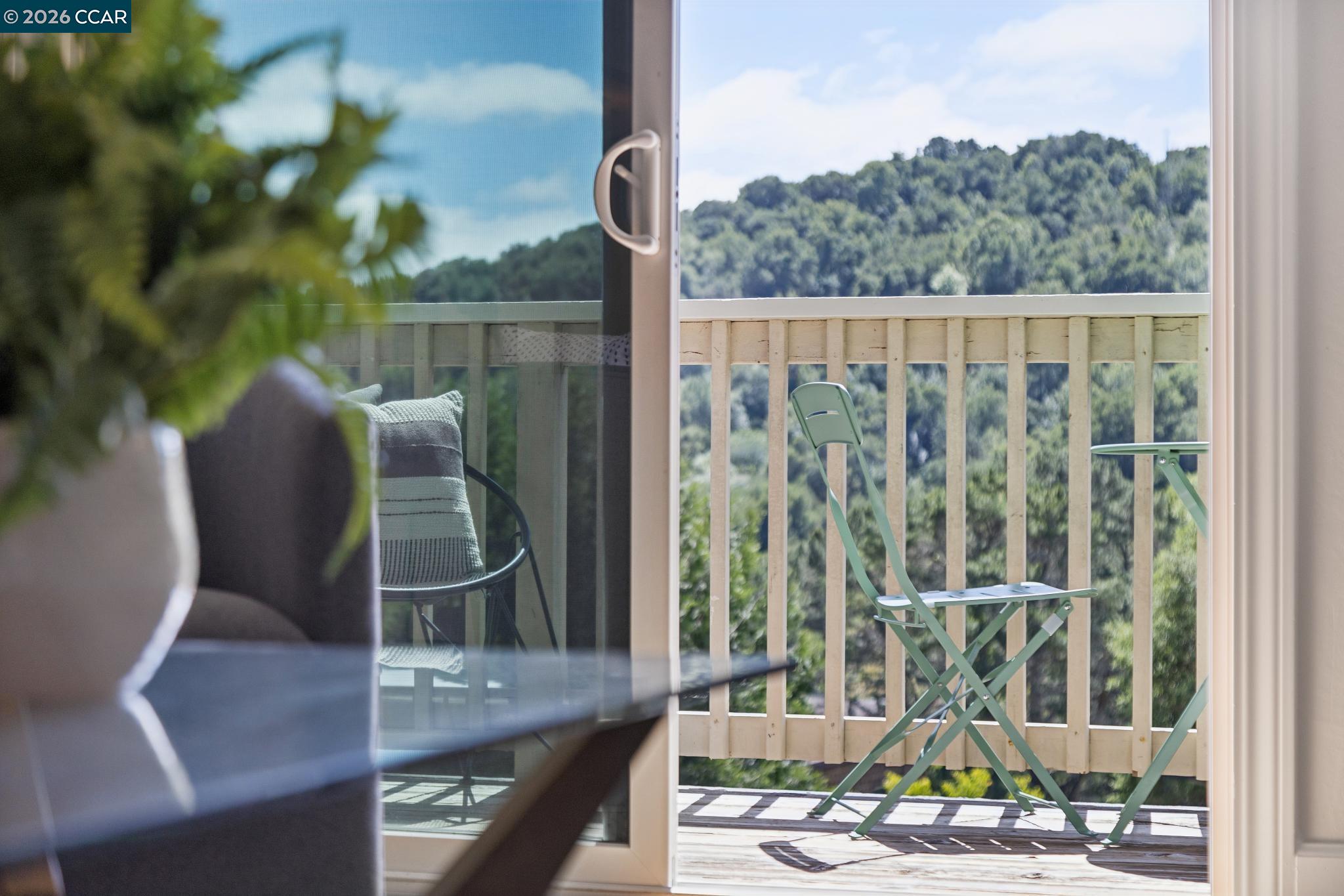 Photo #5: 41131215 Listing: Photo #5