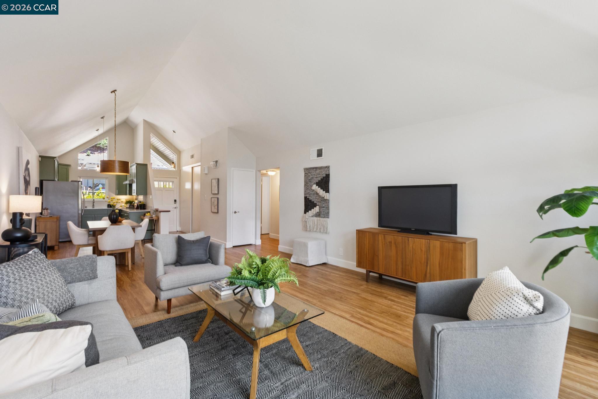 Photo #7: 41131215 Listing: Photo #7