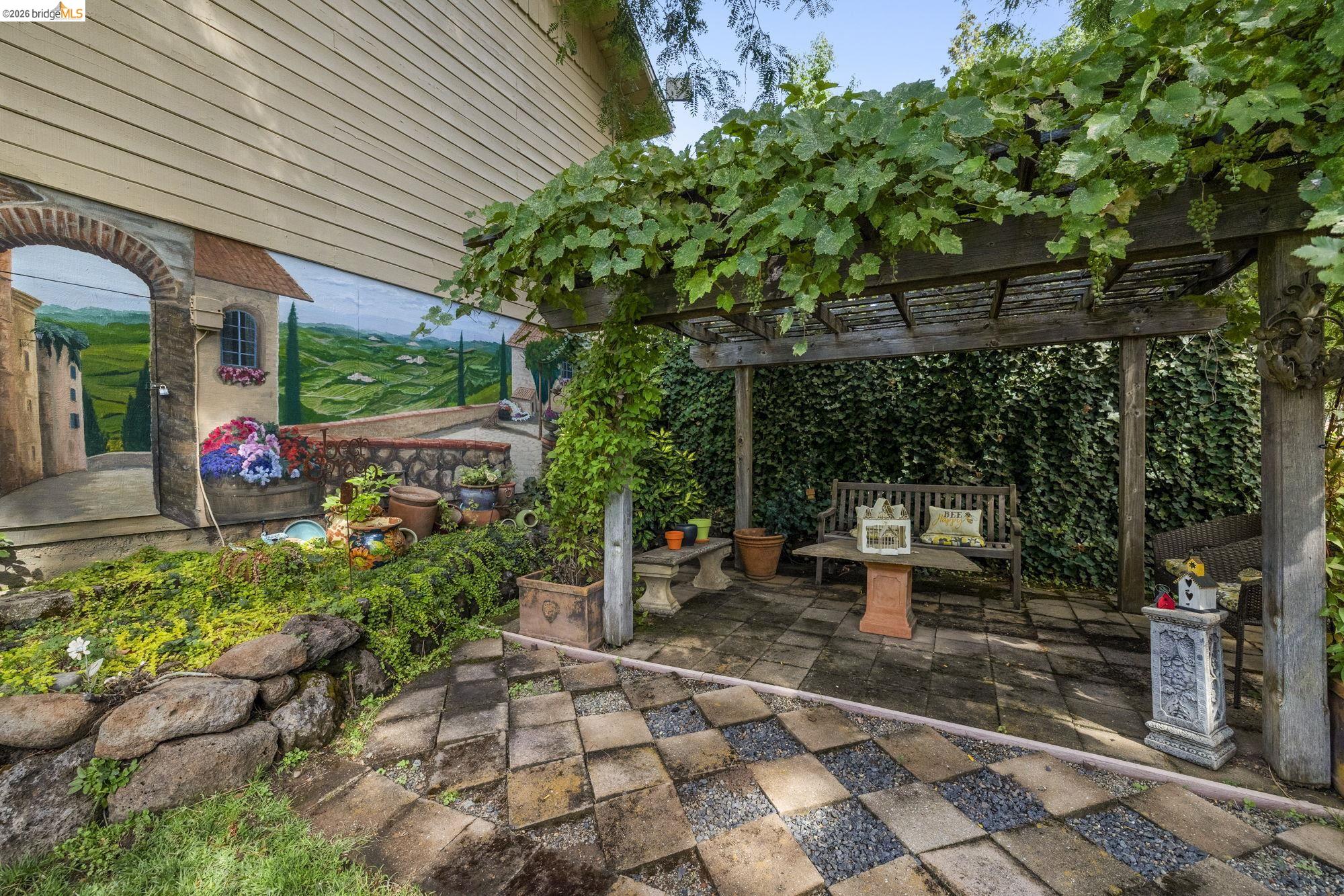 Detail Gallery Image 35 of 60 For 20581 Gerber Rd, Tuolumne,  CA 95379 - 3 Beds | 2 Baths