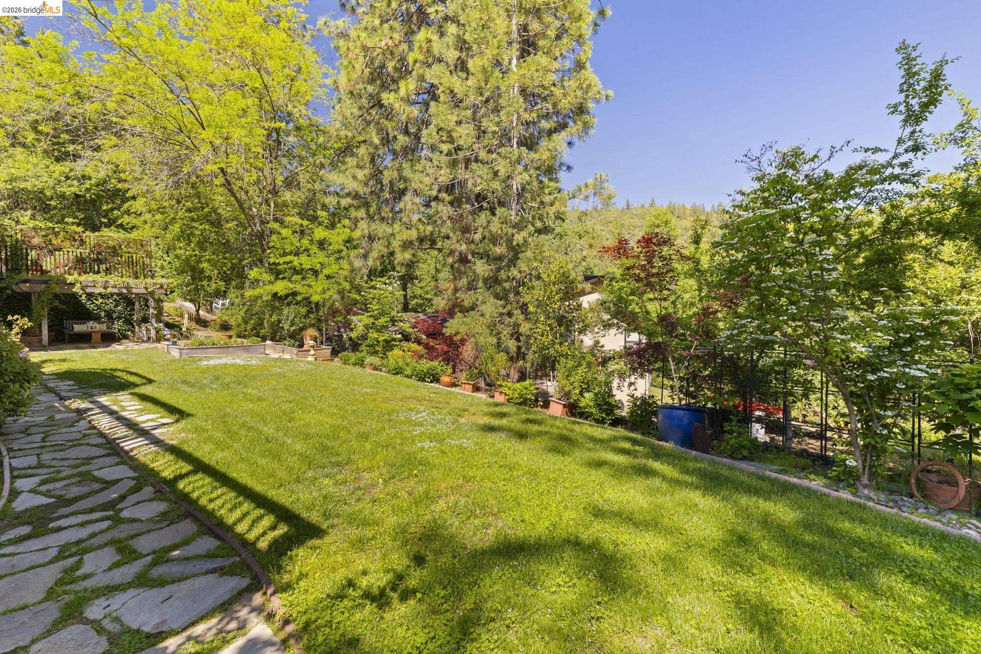 Detail Gallery Image 41 of 60 For 20581 Gerber Rd, Tuolumne,  CA 95379 - 3 Beds | 2 Baths