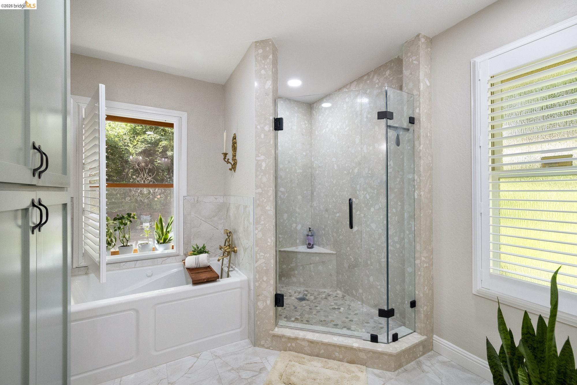 Detail Gallery Image 8 of 60 For 20581 Gerber Rd, Tuolumne,  CA 95379 - 3 Beds | 2 Baths