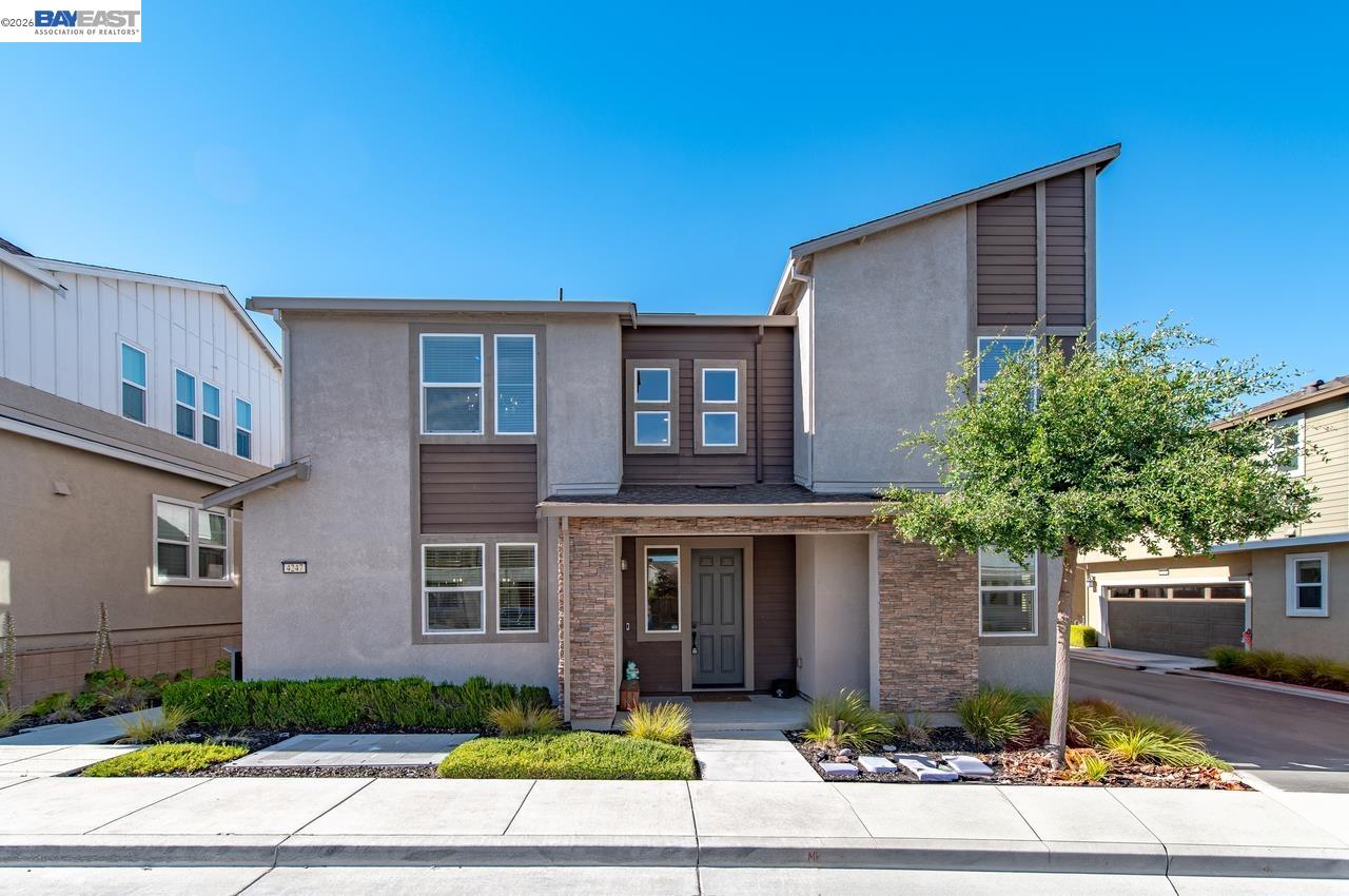 4247 Healdsburg Way, Dublin, CA, 94568