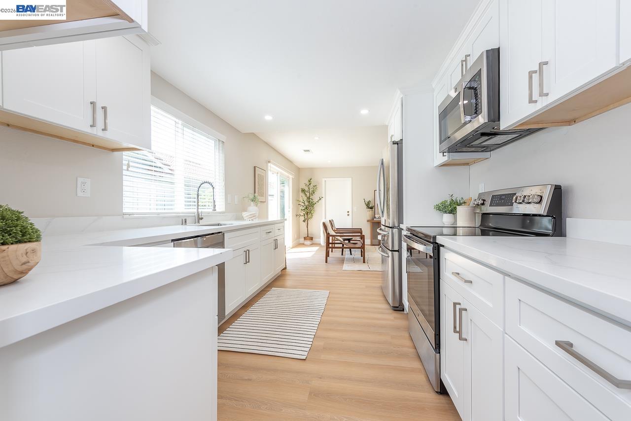 Detail Gallery Image 13 of 55 For 4566 Fellows St, Union City,  CA 94587 - 4 Beds | 2 Baths