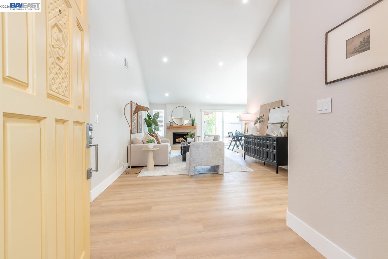 Detail Gallery Image 5 of 55 For 4566 Fellows St, Union City,  CA 94587 - 4 Beds | 2 Baths