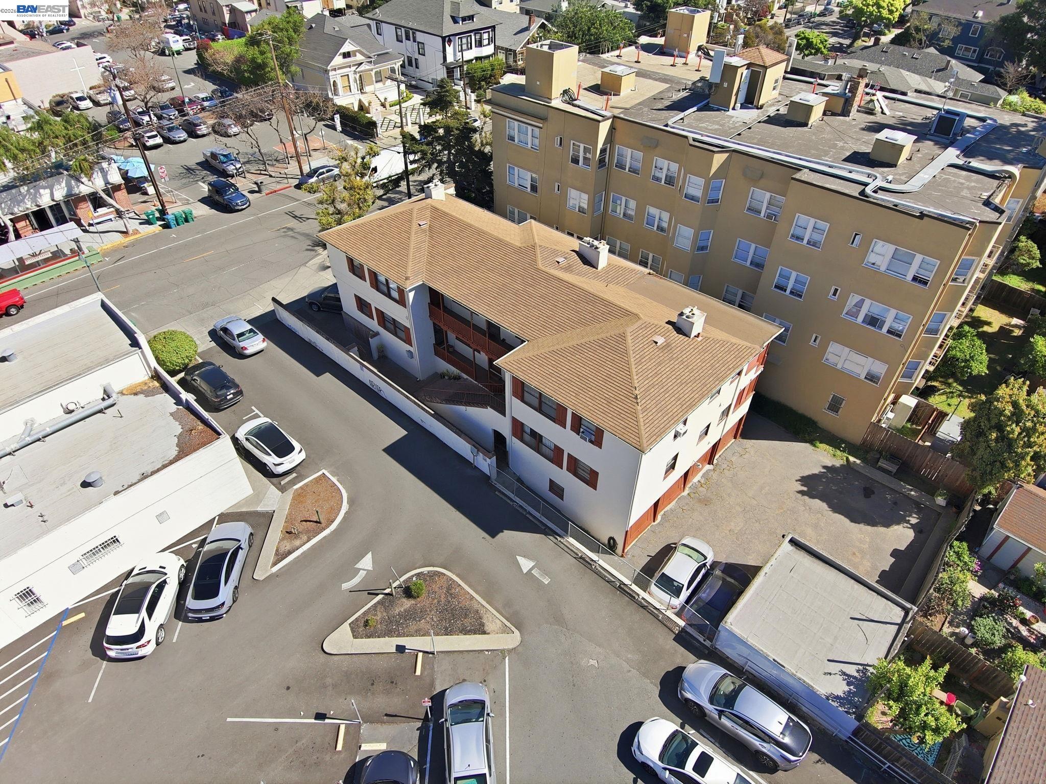 712 Santa Clara Avenue, Alameda CA 94501 — photo 18