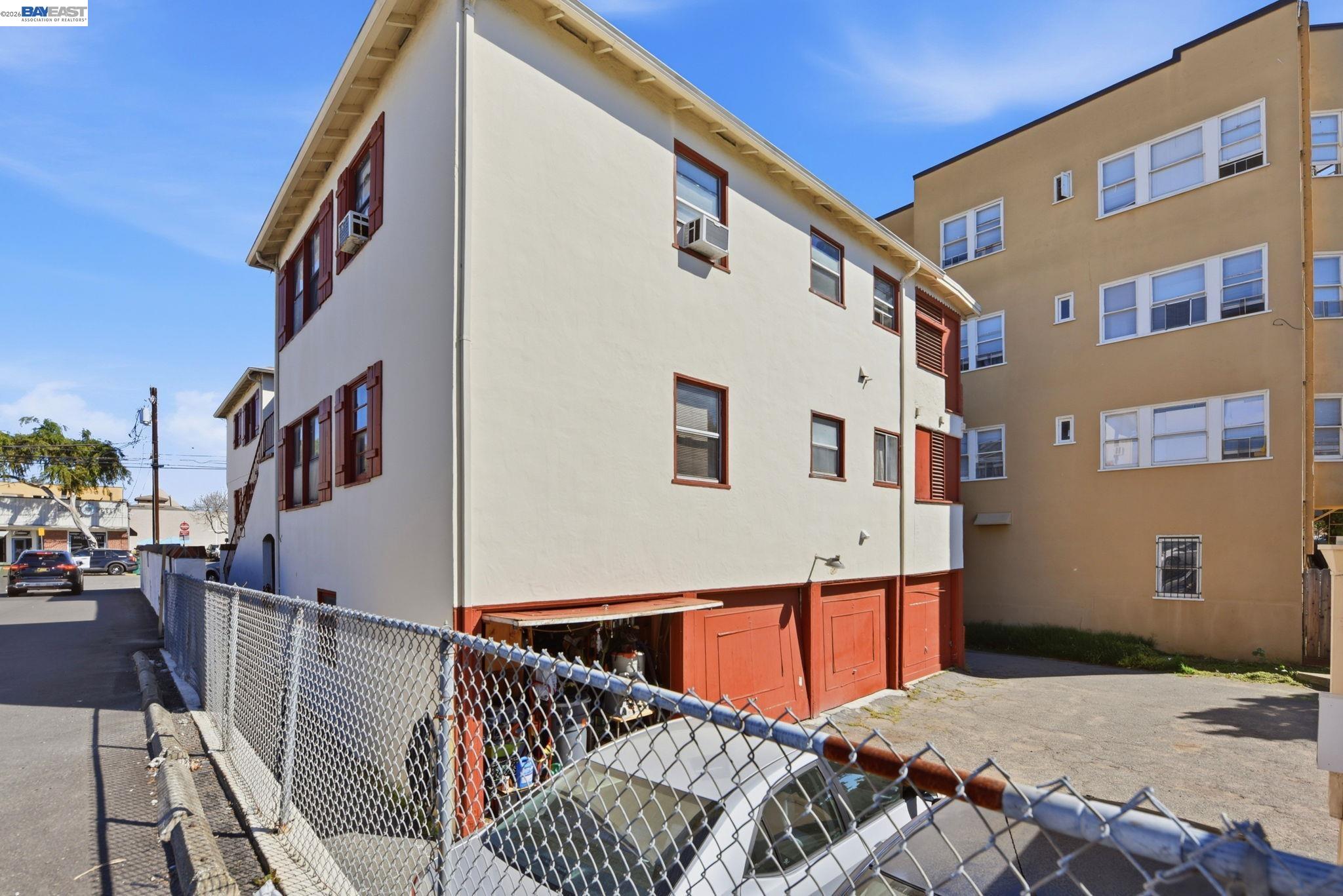 712 Santa Clara Avenue, Alameda CA 94501 — photo 7
