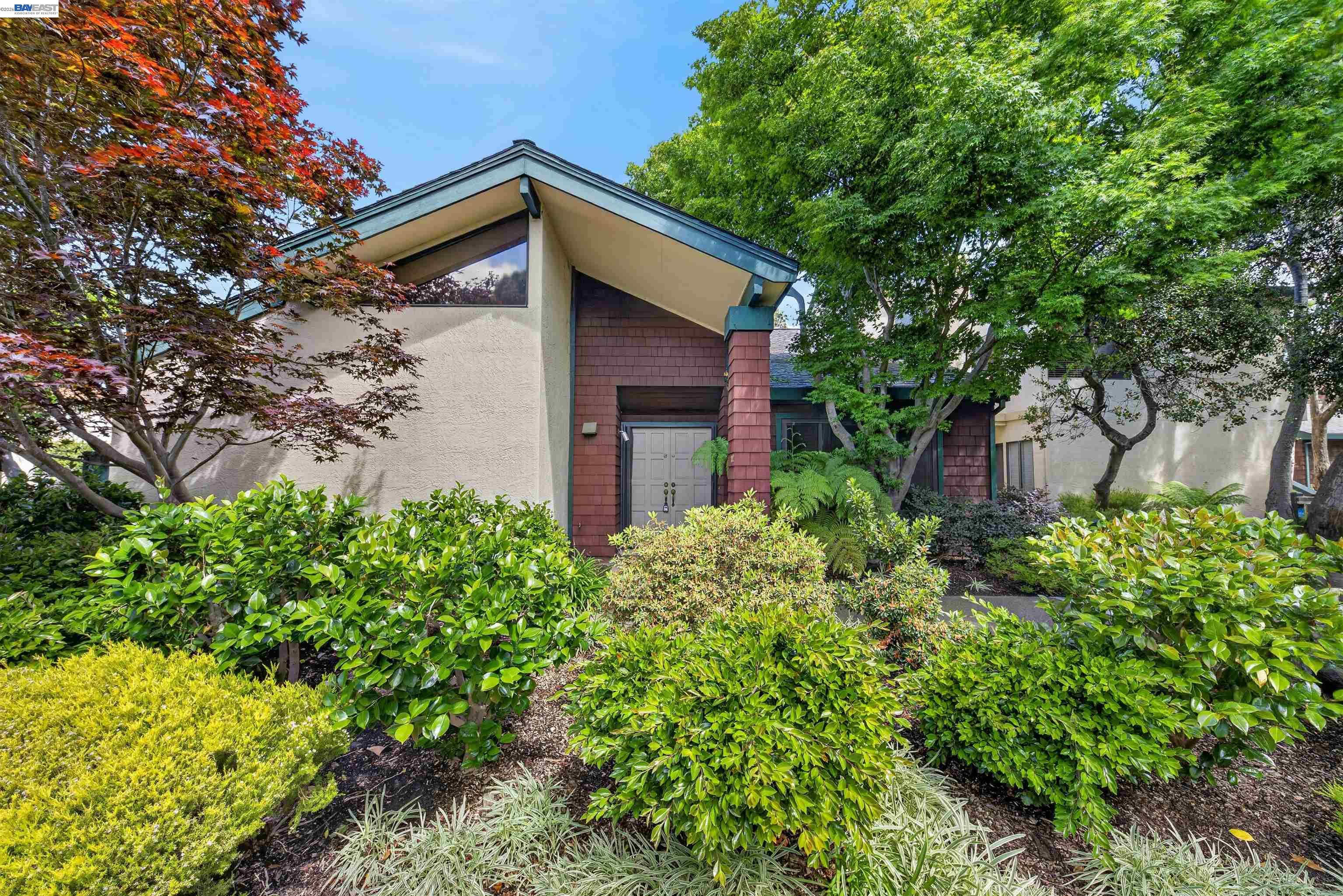 Photo #2: 41131230 Listing: Photo #2