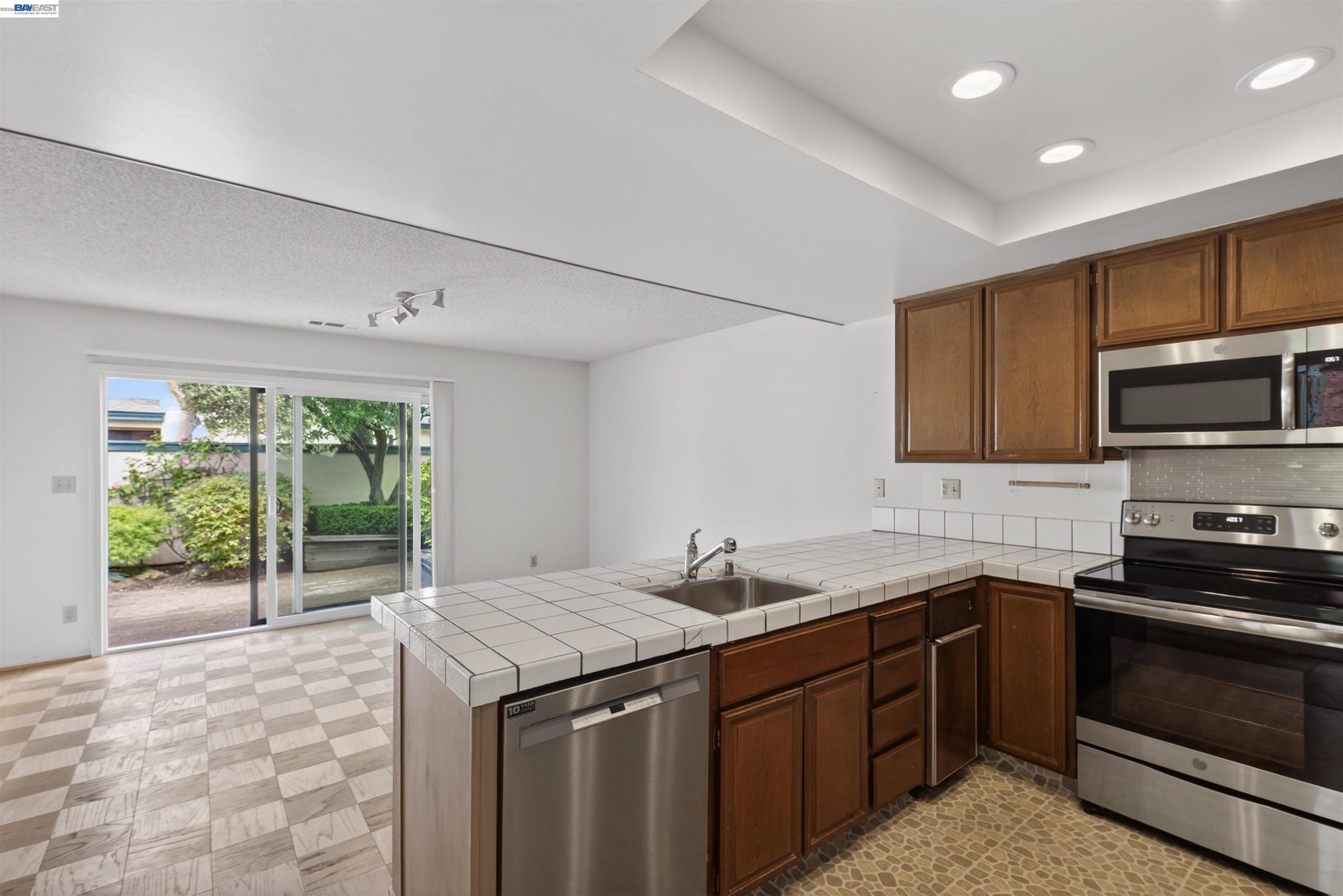 Photo #14: 41131230 Listing: Photo #14