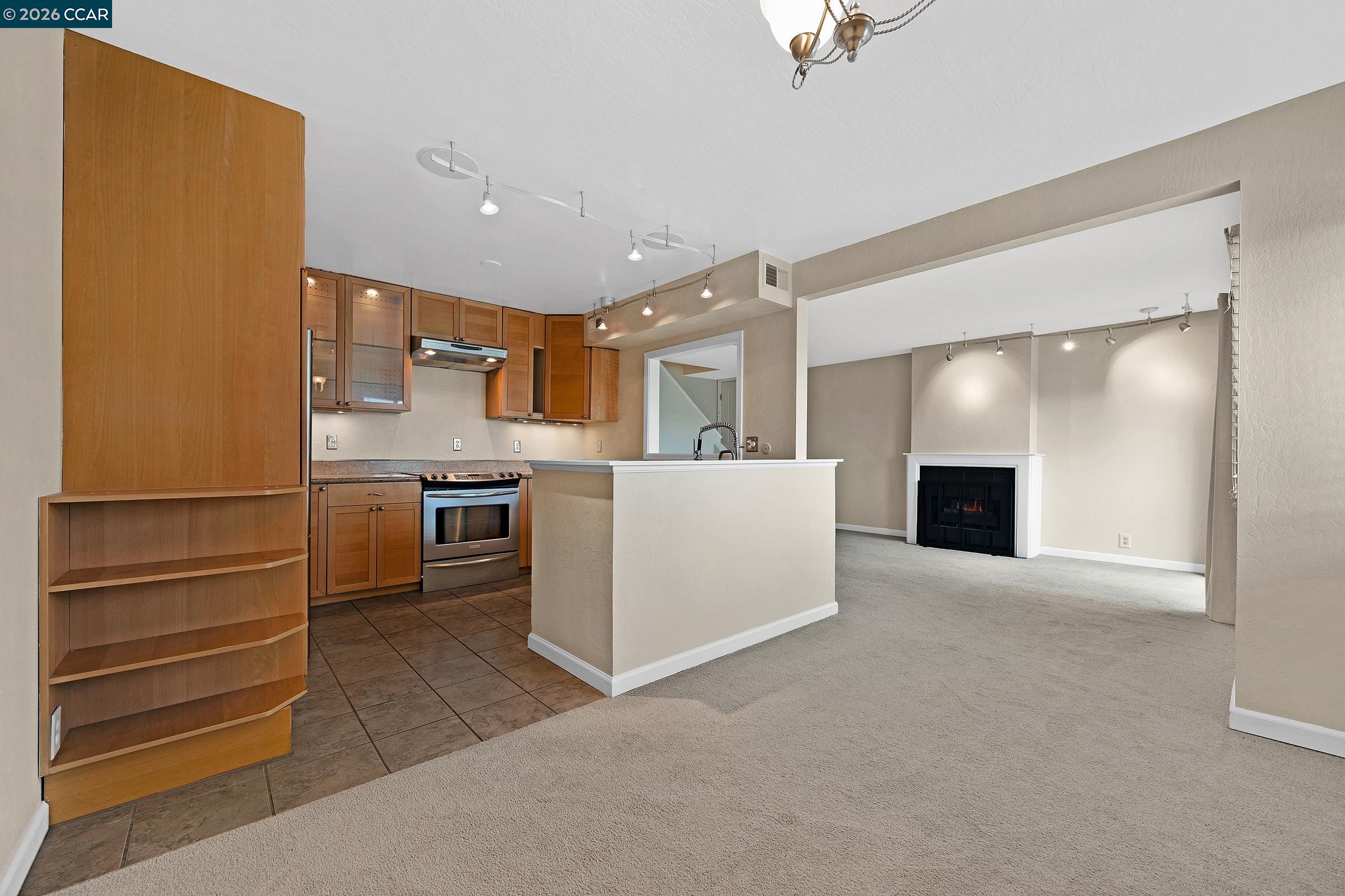 Photo #11: 41131231 Listing: Photo #11