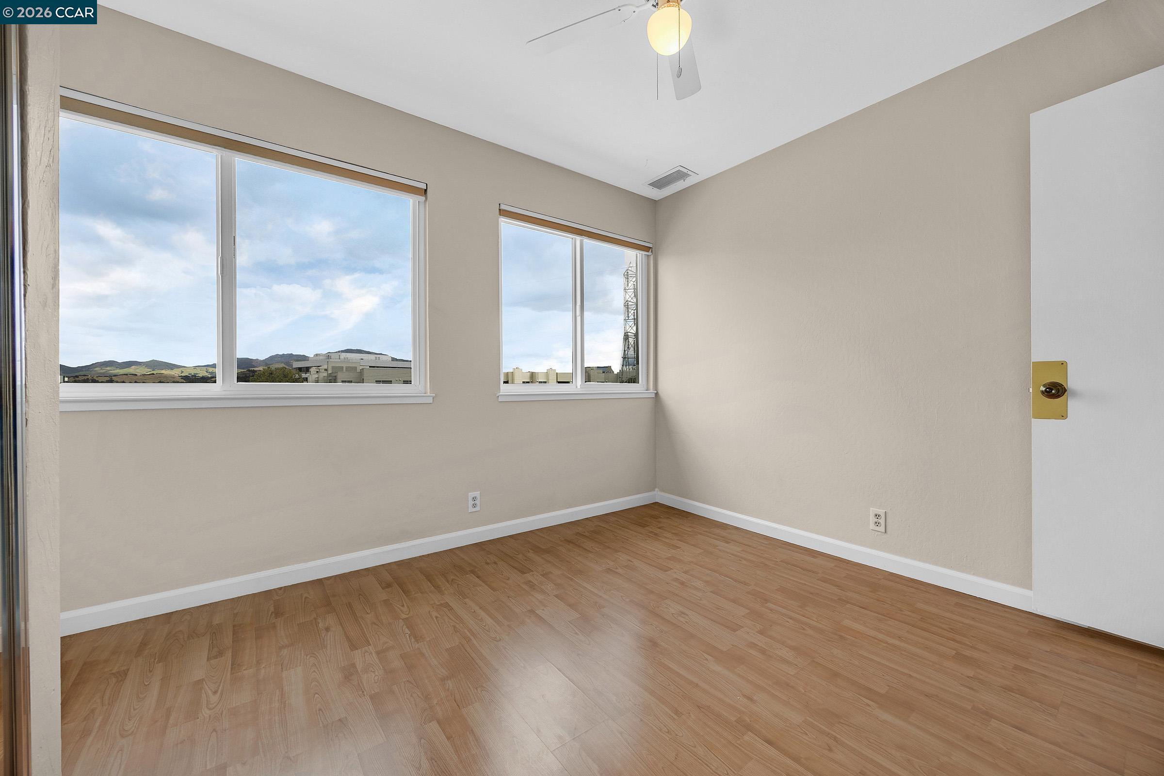 Photo #24: 41131231 Listing: Photo #24