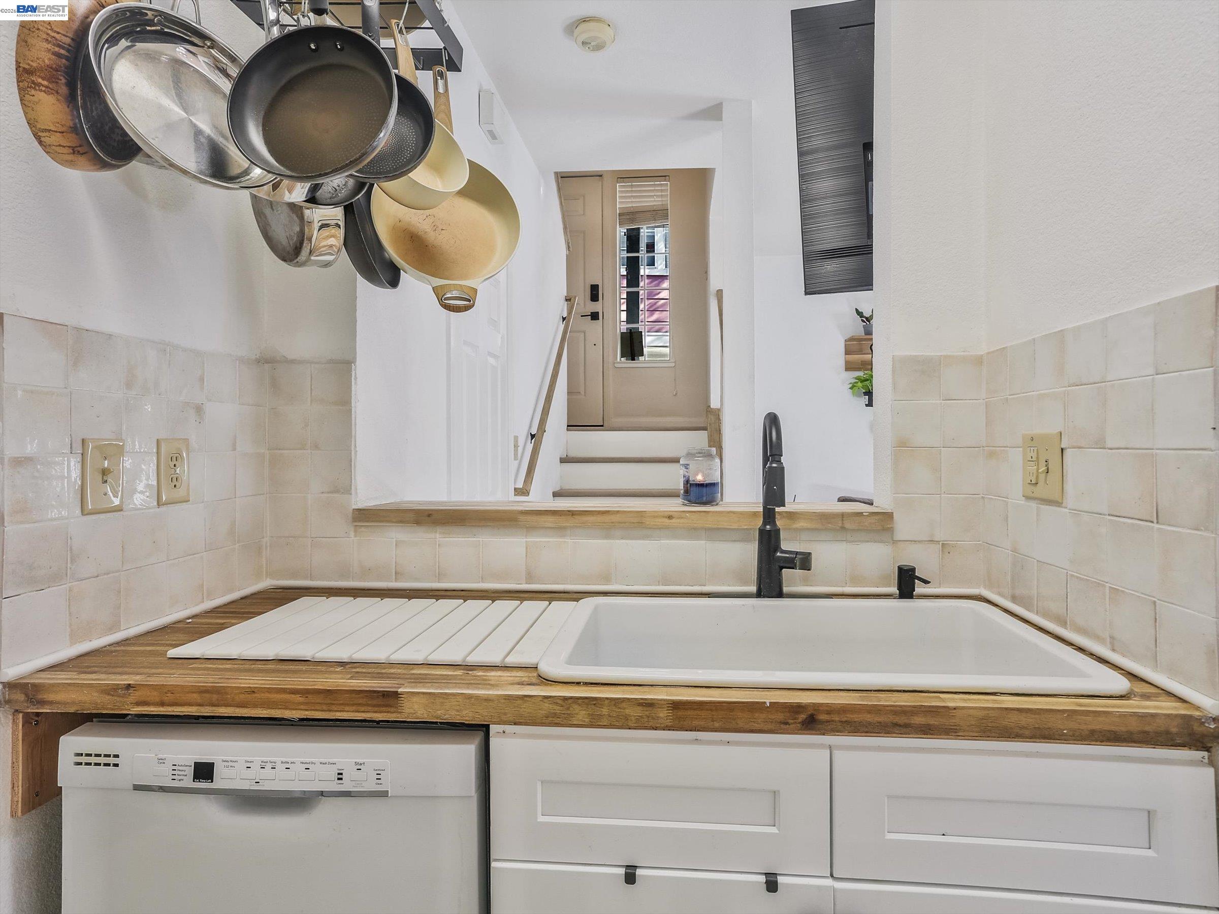 Detail Gallery Image 11 of 37 For 88 Manchester Drive, Fairfield,  CA 94533-6546 - 2 Beds | 1/1 Baths