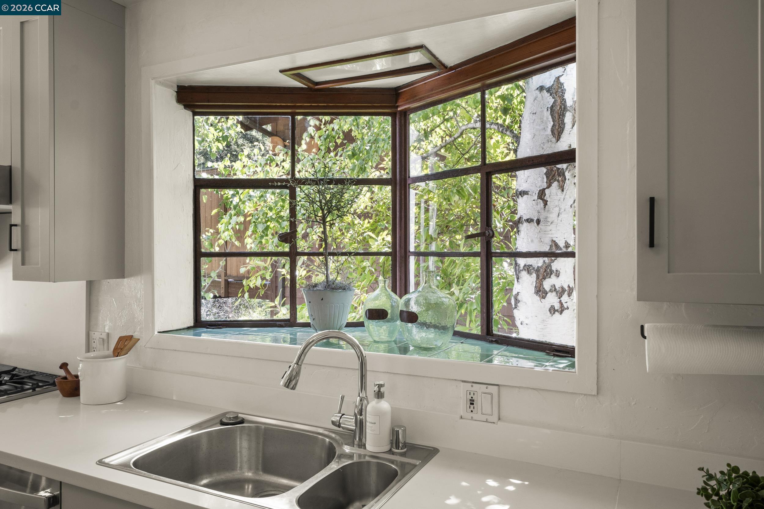 7 Las Mesas Path, Orinda, CA, 94563