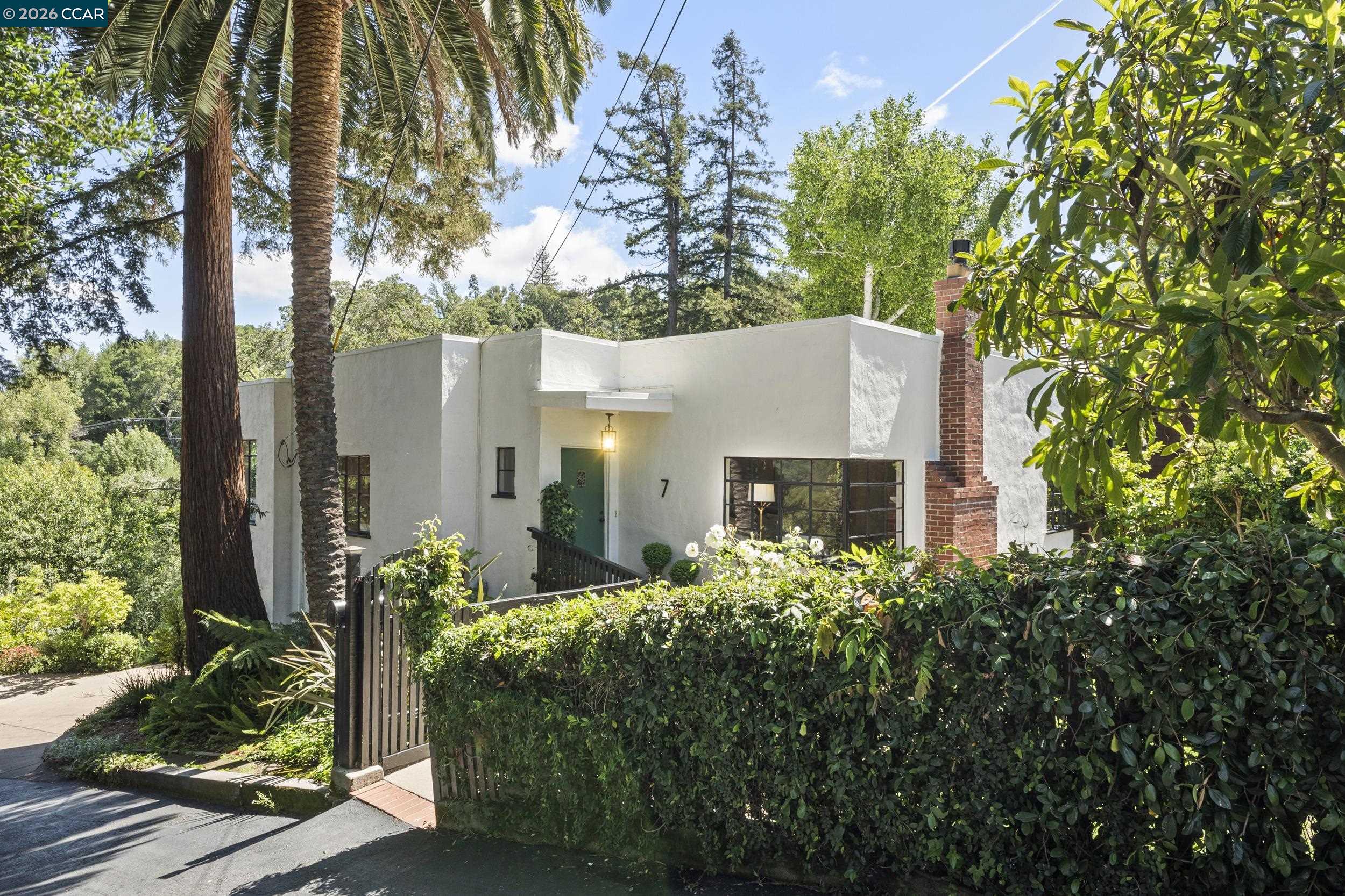 7 Las Mesas Path, Orinda, CA, 94563