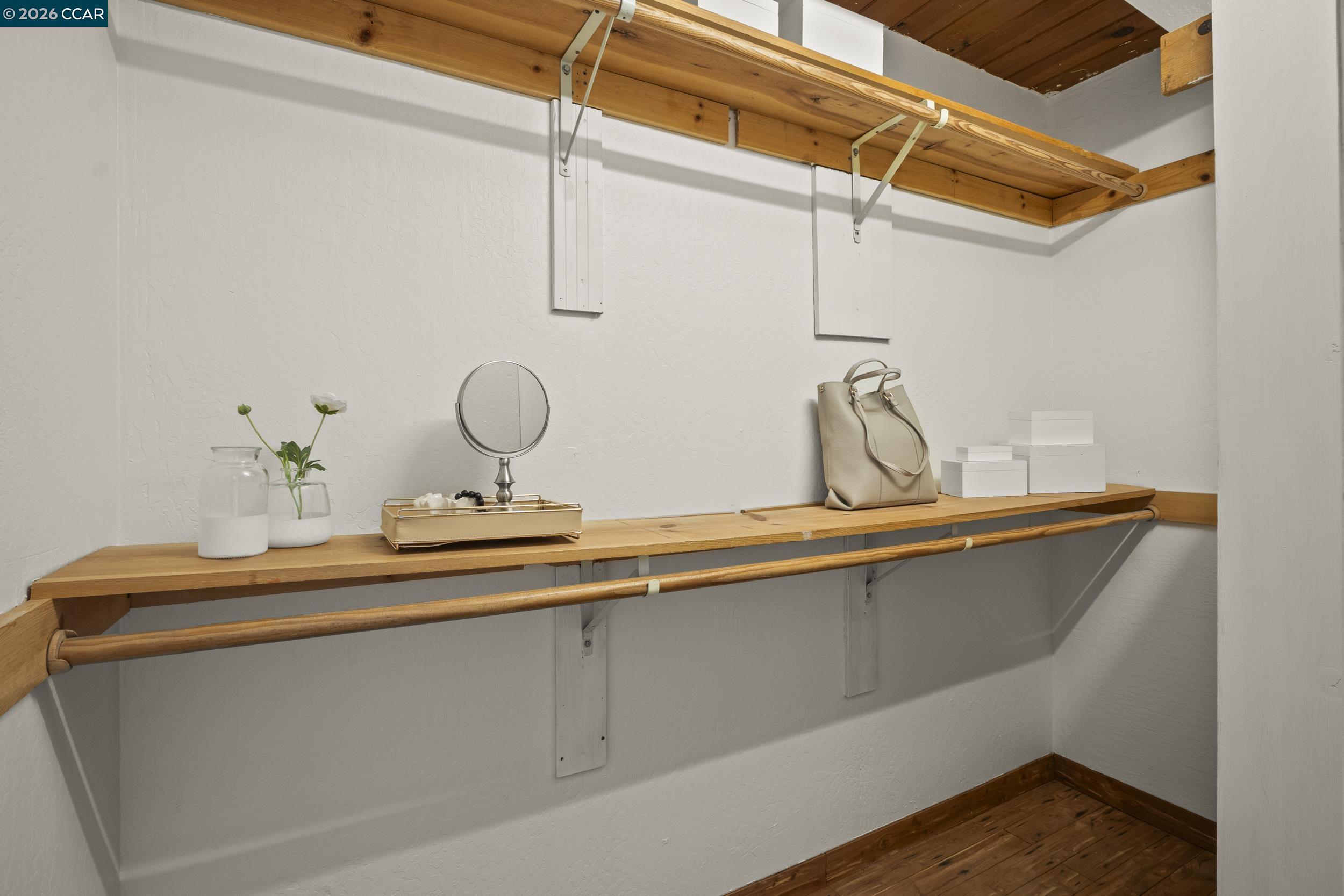 7 Las Mesas Path, Orinda, CA, 94563