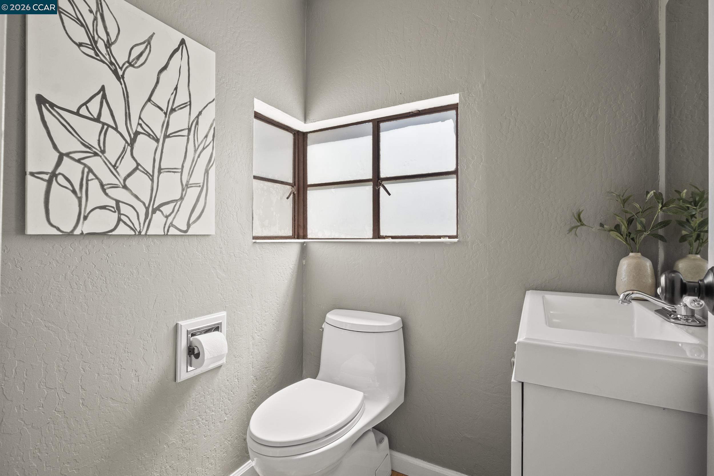 7 Las Mesas Path, Orinda, CA, 94563