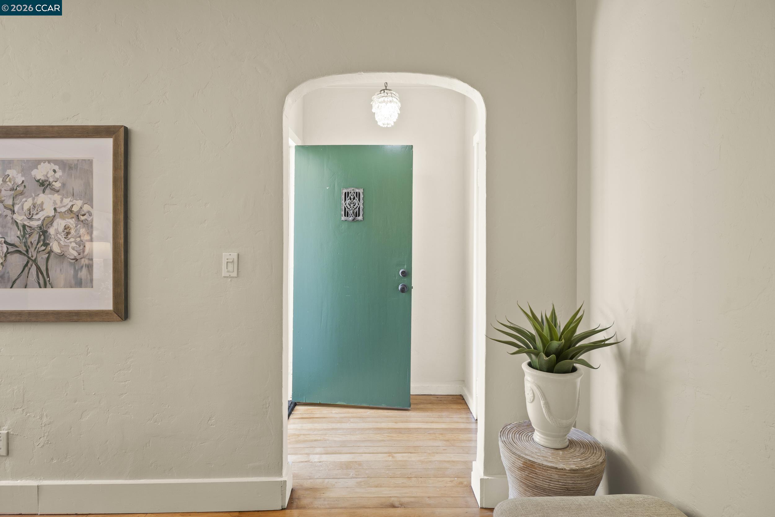 7 Las Mesas Path, Orinda, CA, 94563