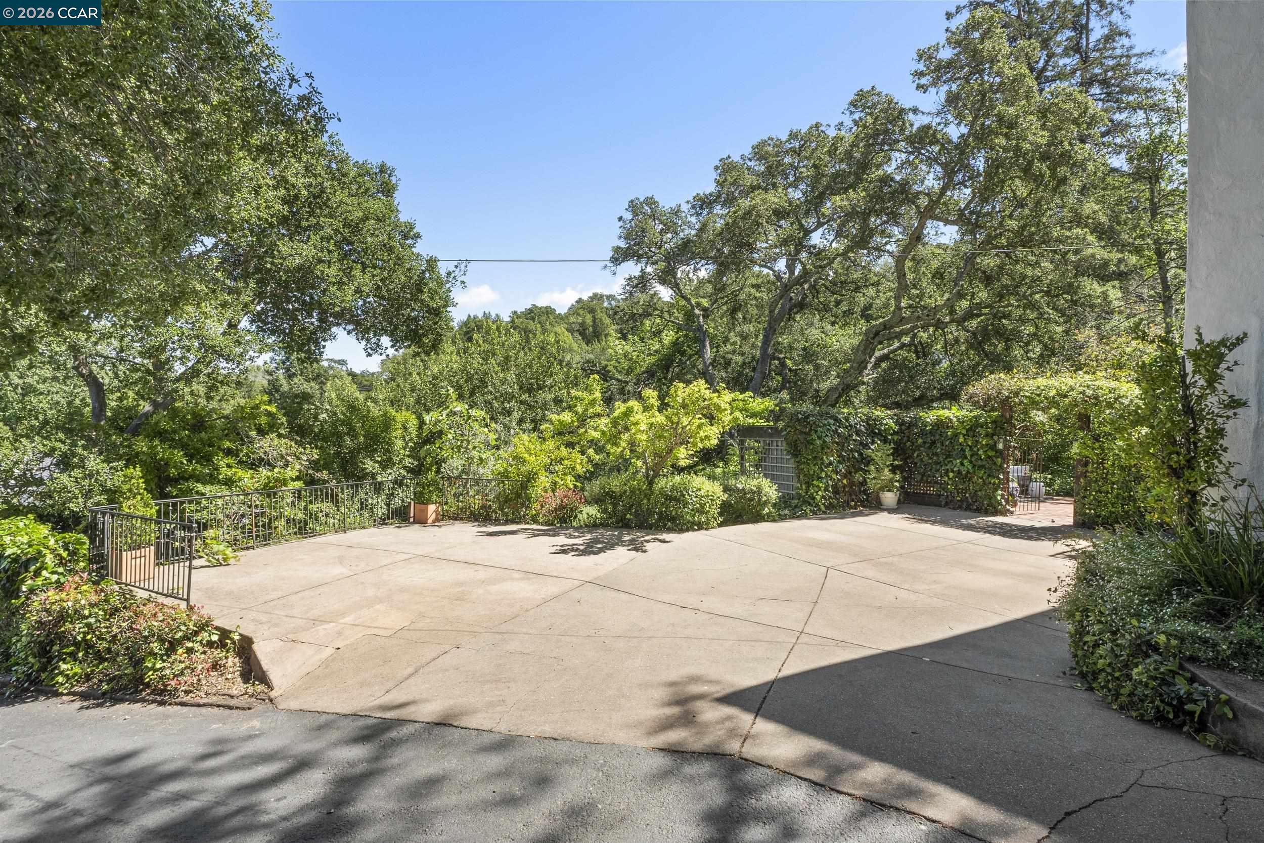 7 Las Mesas Path, Orinda, CA, 94563