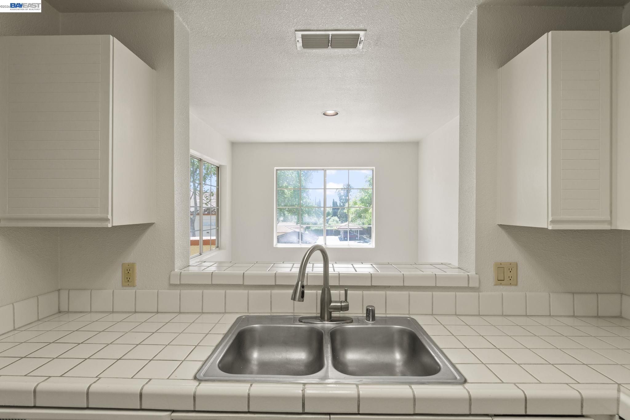 Photo #17: 41131243 Listing: Photo #17