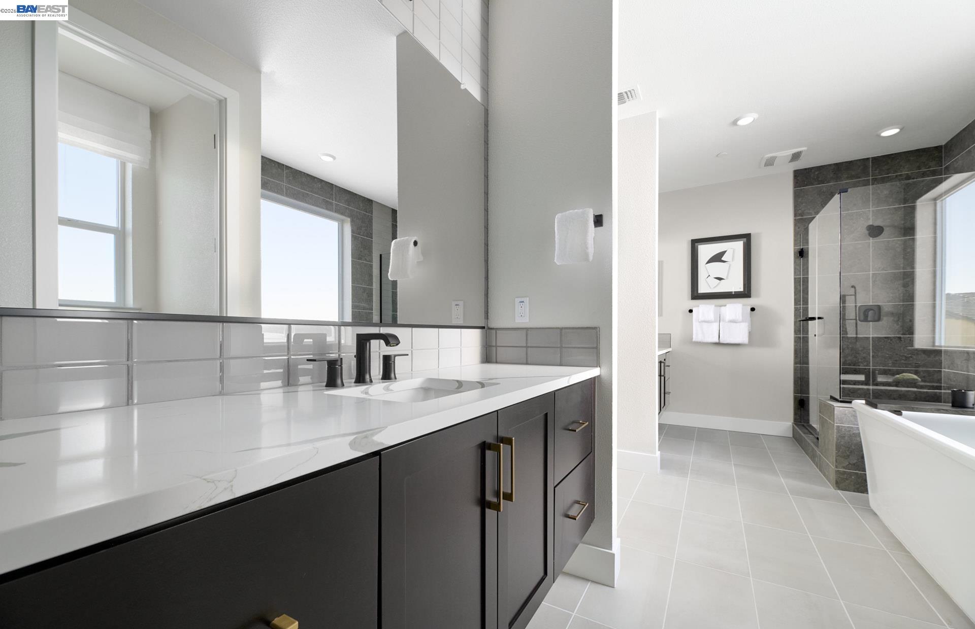 Detail Gallery Image 13 of 14 For 18641 Back Bay Drive, Lathrop,  CA 95330 - 5 Beds | 5/1 Baths