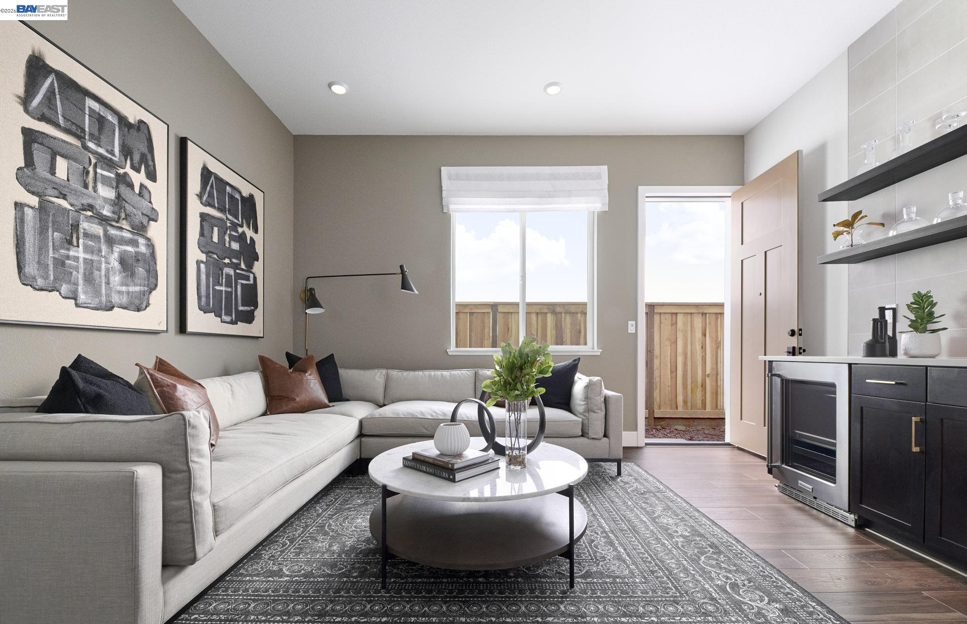 Detail Gallery Image 10 of 14 For 18641 Back Bay Drive, Lathrop,  CA 95330 - 5 Beds | 5/1 Baths