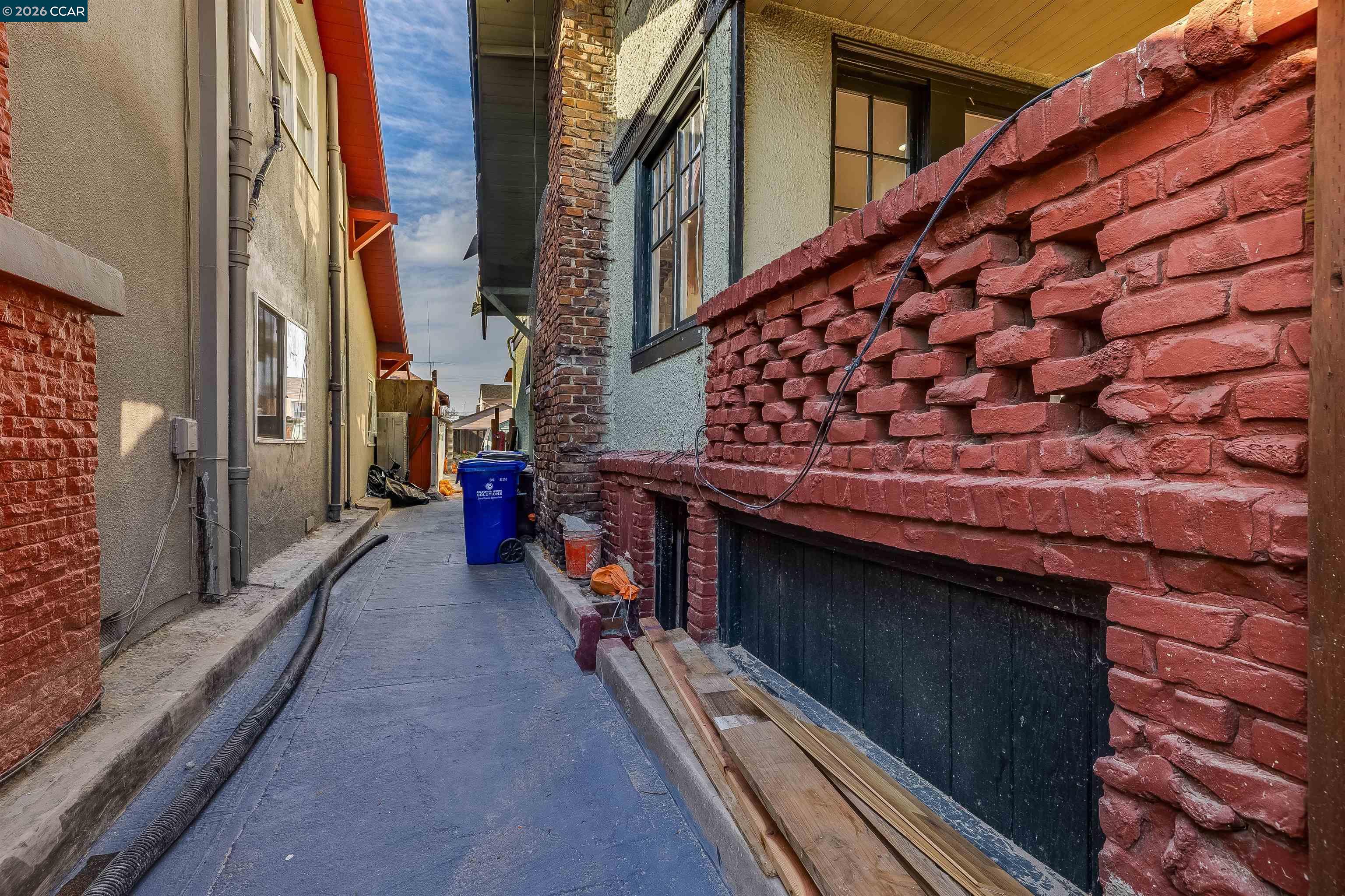 Detail Gallery Image 11 of 14 For 5315 Cole St, Oakland,  CA 94601 - – Beds | – Baths