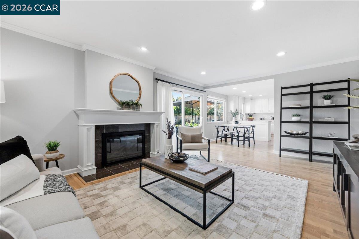 Detail Gallery Image 12 of 42 For 109 Posada Ct, San Ramon,  CA 94583 - 4 Beds | 2/1 Baths