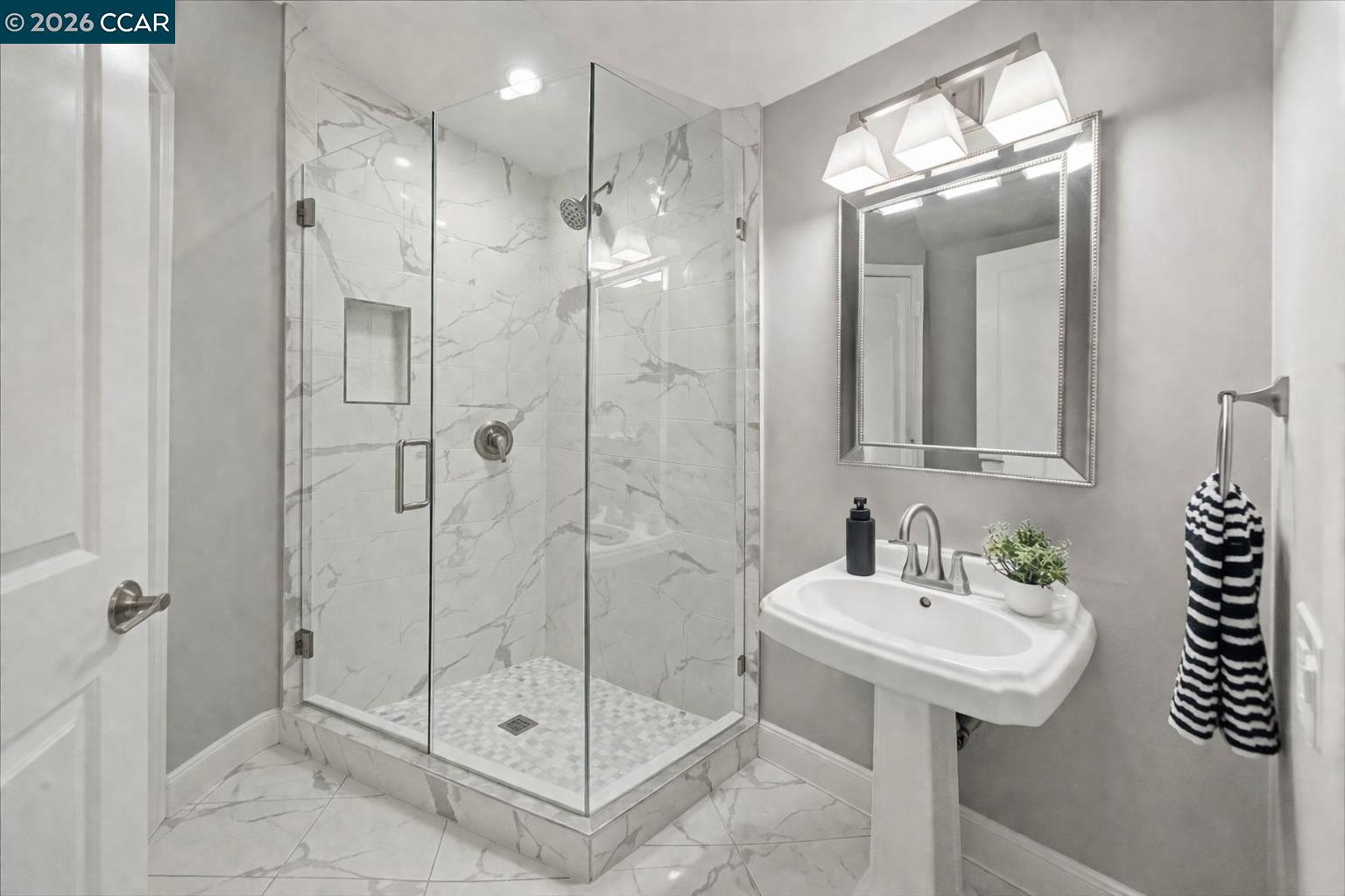 Detail Gallery Image 14 of 42 For 109 Posada Ct, San Ramon,  CA 94583 - 4 Beds | 2/1 Baths