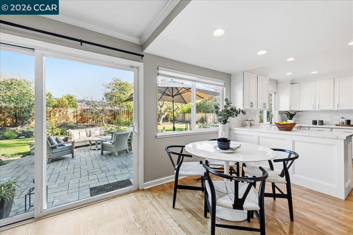 Detail Gallery Image 10 of 42 For 109 Posada Ct, San Ramon,  CA 94583 - 4 Beds | 2/1 Baths