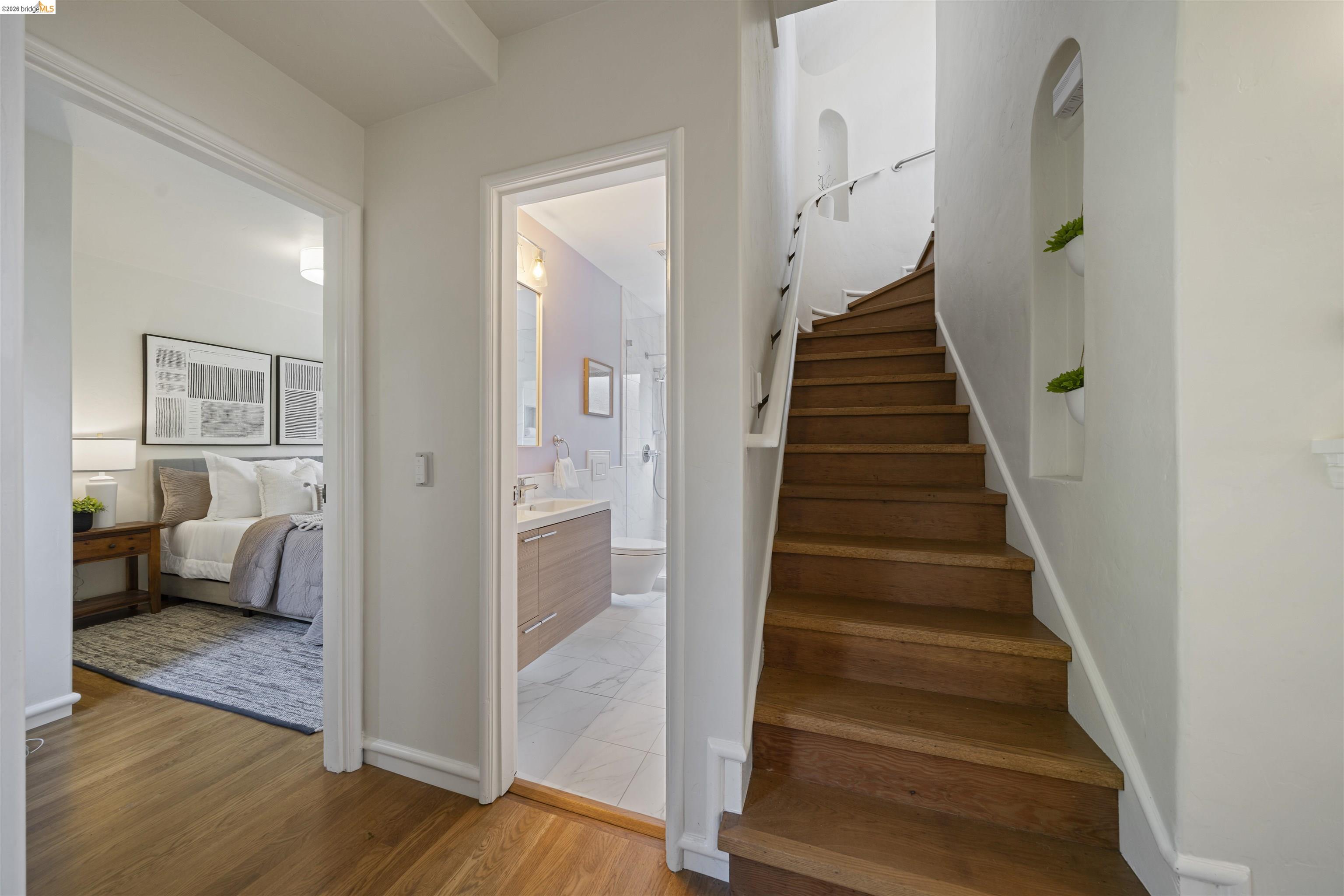 Detail Gallery Image 24 of 52 For 1170 Sterling Ave, Berkeley,  CA 94708 - 4 Beds | 3 Baths