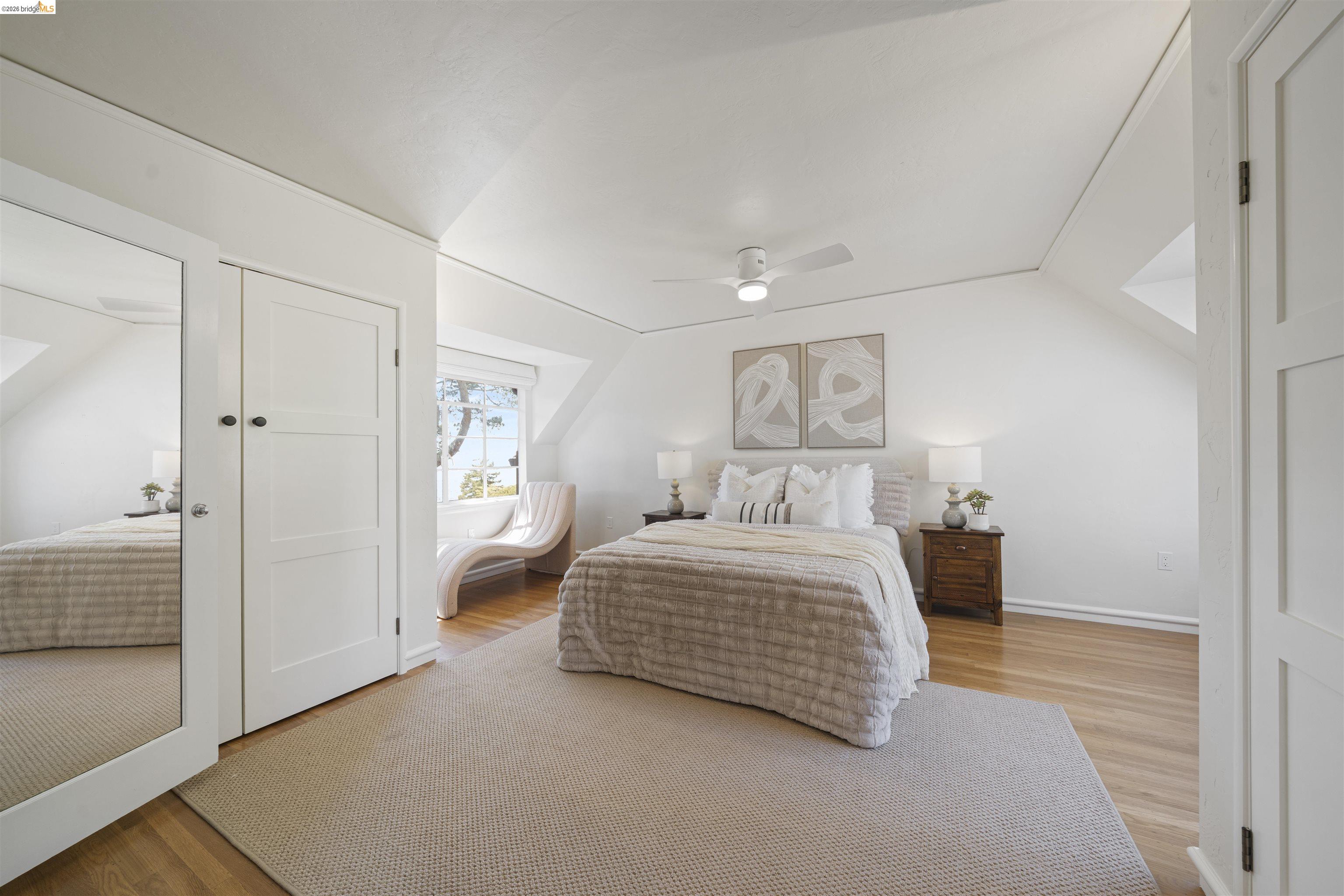 Detail Gallery Image 25 of 52 For 1170 Sterling Ave, Berkeley,  CA 94708 - 4 Beds | 3 Baths