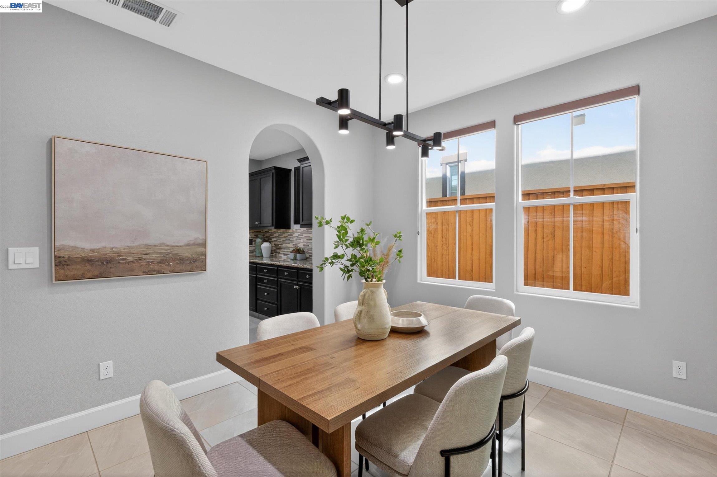 Detail Gallery Image 11 of 56 For 513 Crocus Hill Ct, San Ramon,  CA 94582 - 5 Beds | 3/1 Baths