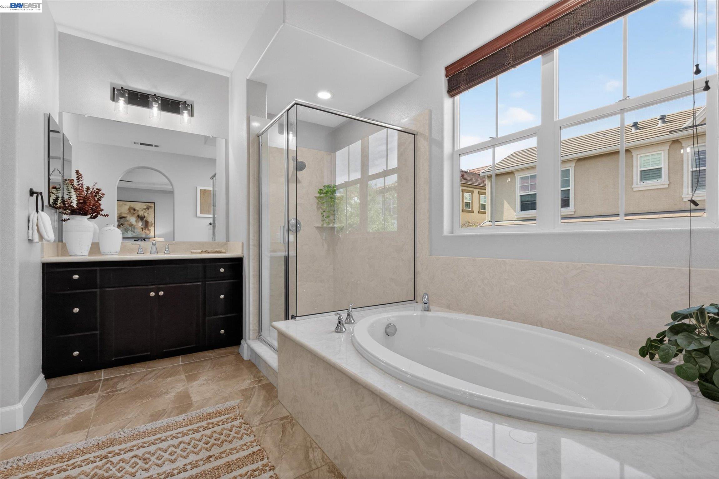Detail Gallery Image 28 of 56 For 513 Crocus Hill Ct, San Ramon,  CA 94582 - 5 Beds | 3/1 Baths