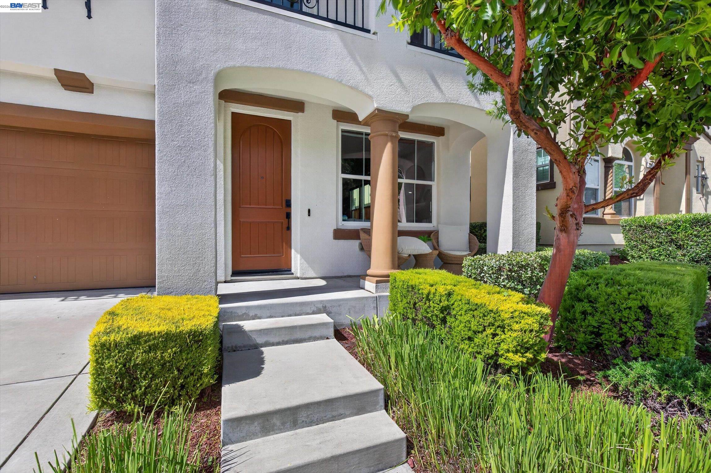 Detail Gallery Image 4 of 56 For 513 Crocus Hill Ct, San Ramon,  CA 94582 - 5 Beds | 3/1 Baths